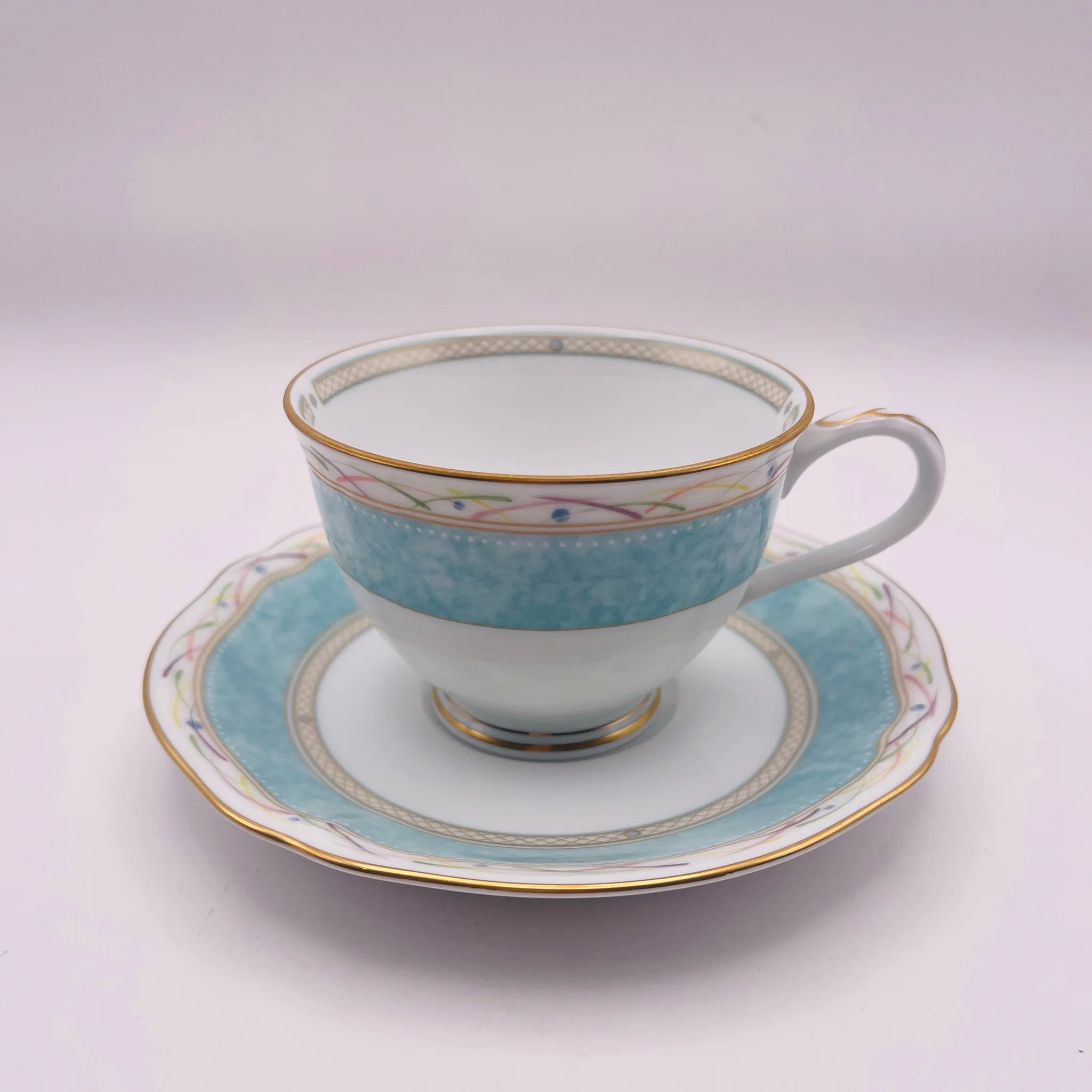 【リユース】 プレートセット / Noritake(ノリタケ) / 華麗句(ハナレイク) / 日本 / 未使用,箱あり / 箱付き