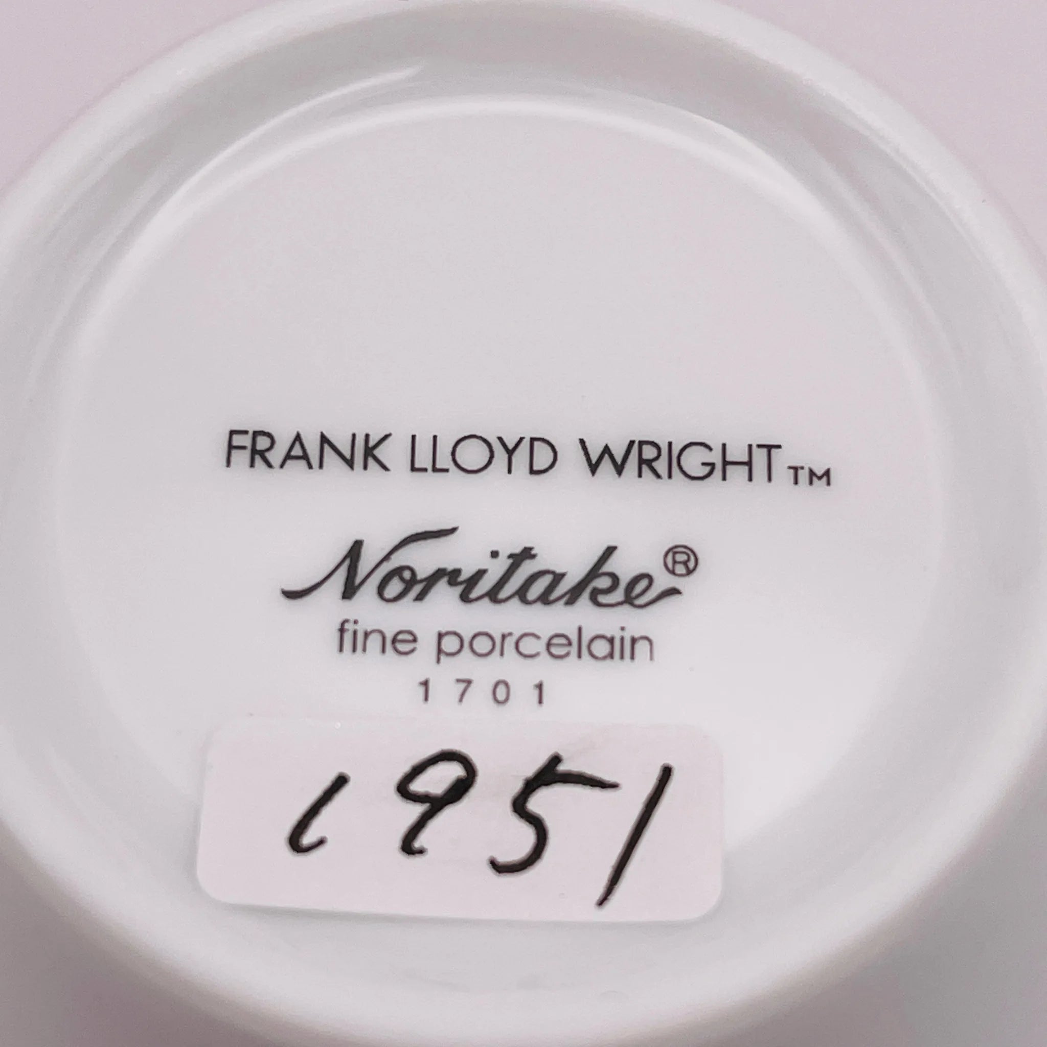 【リユース】 ペアマグカップ / Noritake(ノリタケ) / フランクロイドライト / 未使用,箱あり / 箱付き