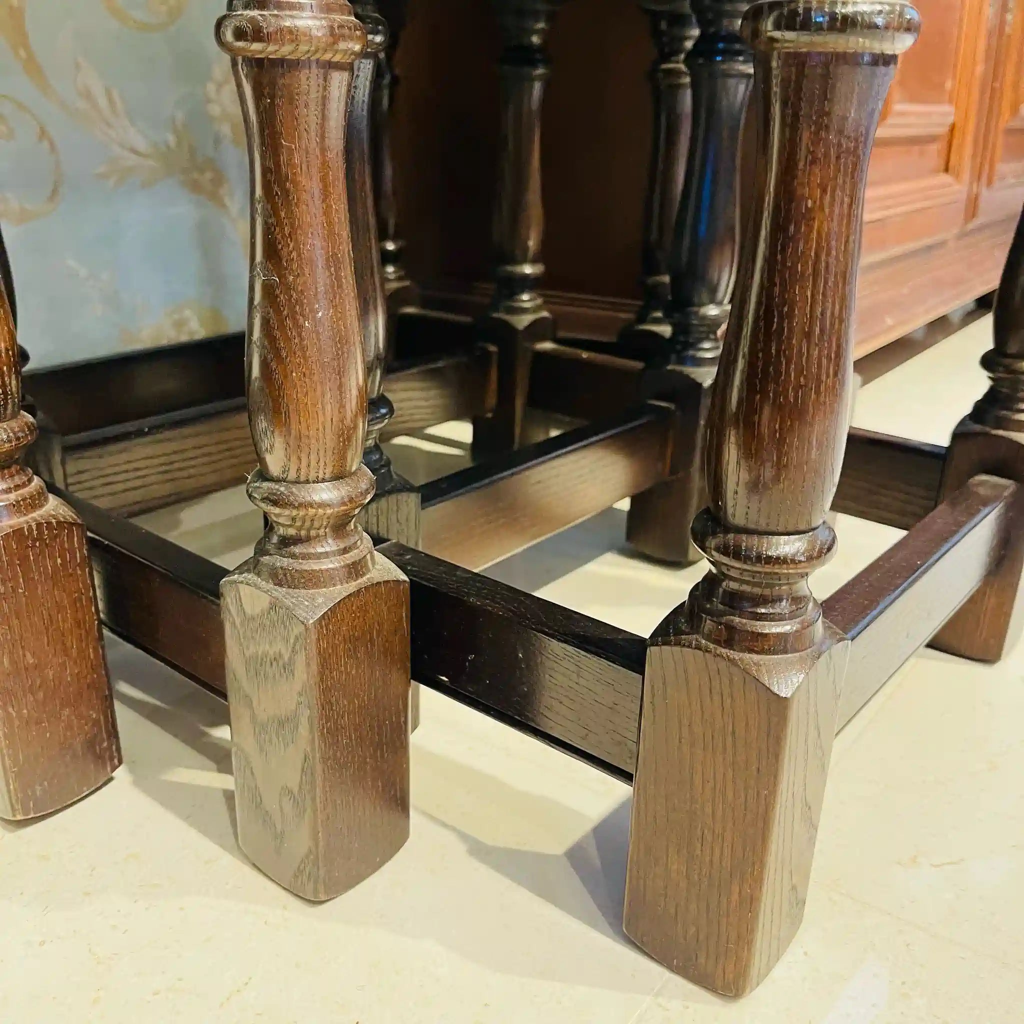 【アンティーク】 アンティークネストテーブル / ターンドレッグ / イギリス