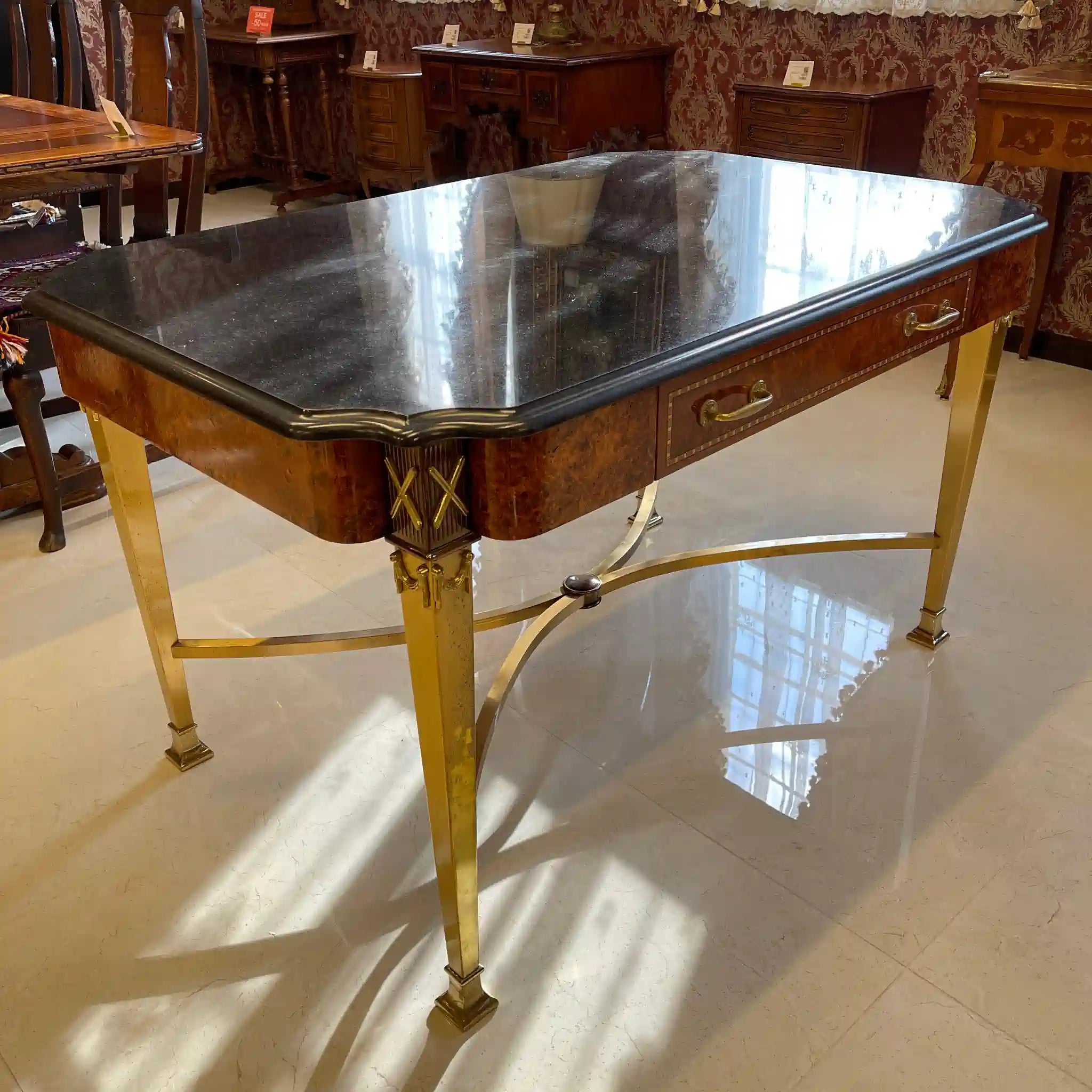 【アンティーク】 ダイニングテーブル /