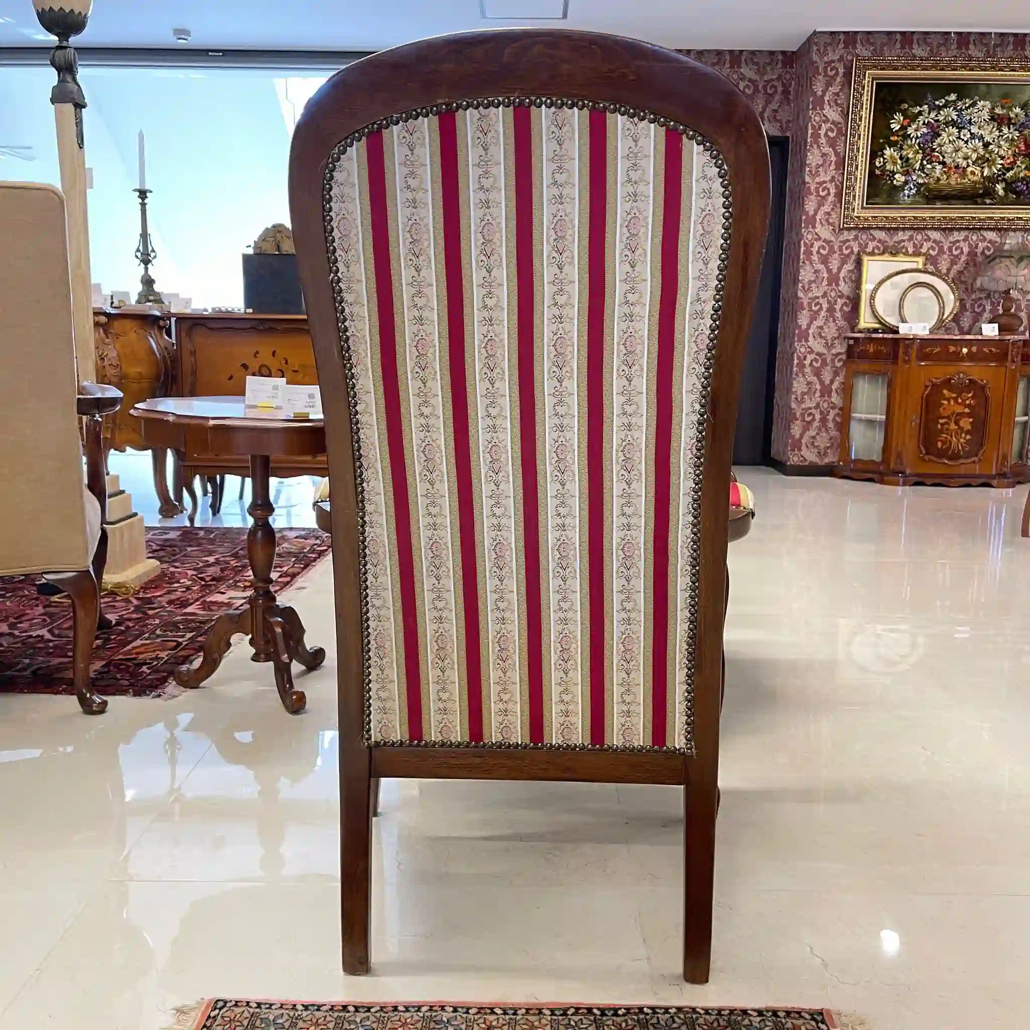 【リユース】 ハイバックアームチェア / イタリア / オットマン付き