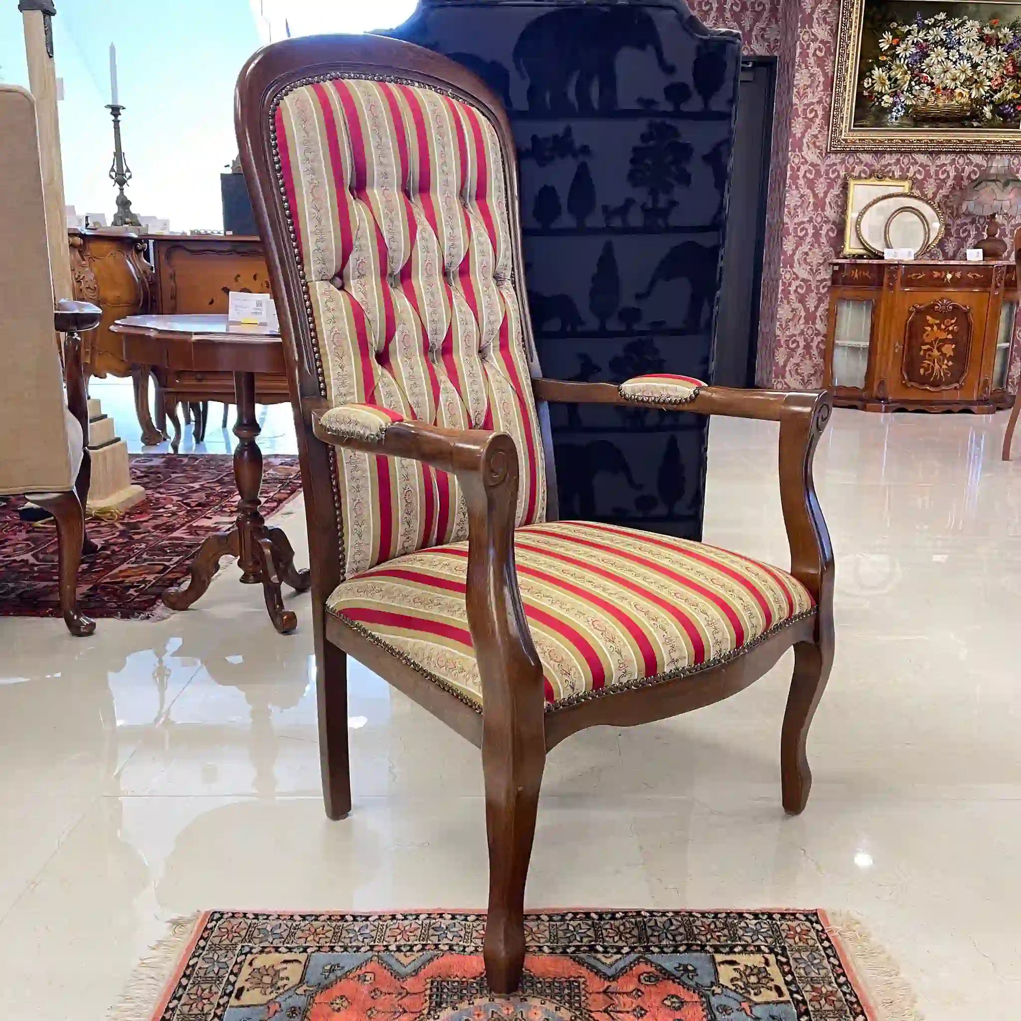 【リユース】 ハイバックアームチェア / イタリア / オットマン付き