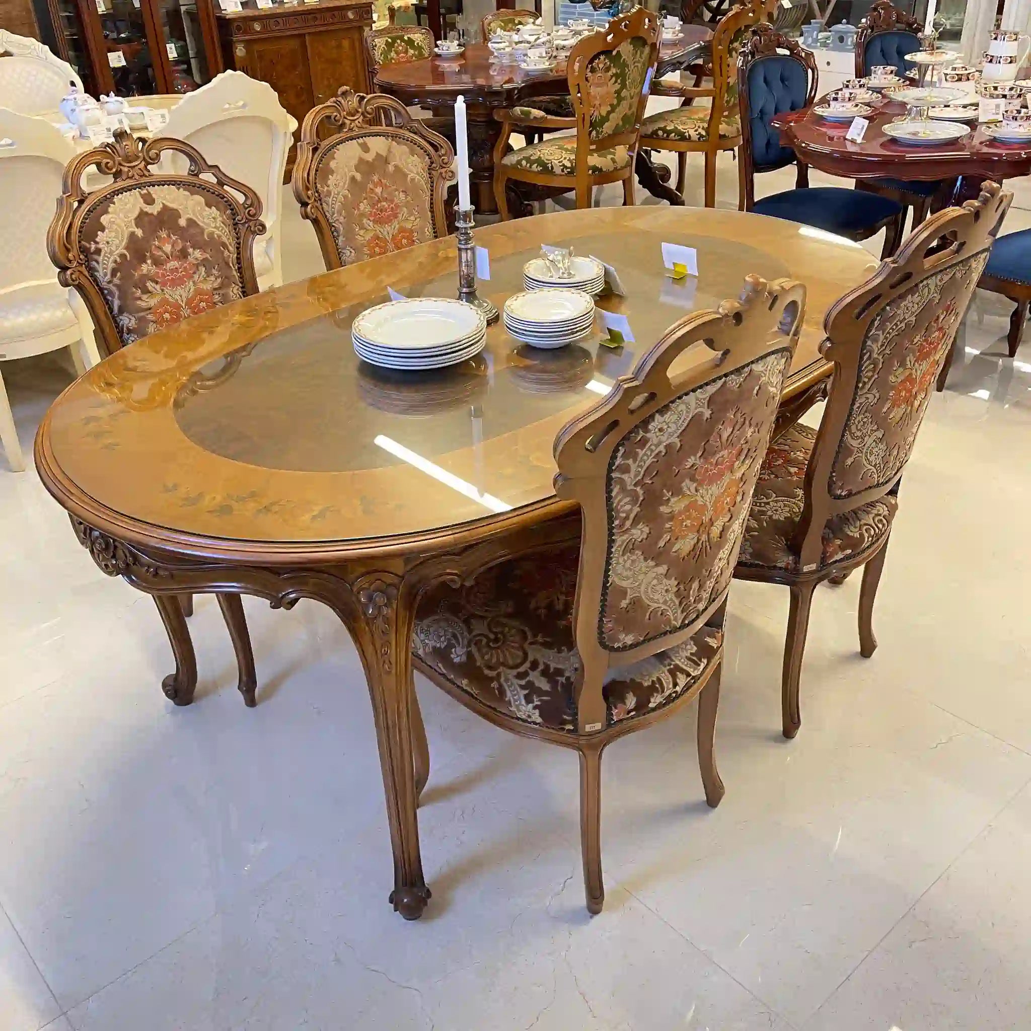 【アンティーク】 アームチェア / ジョージアン様式 / ベロア / イギリス / イギリス直輸入