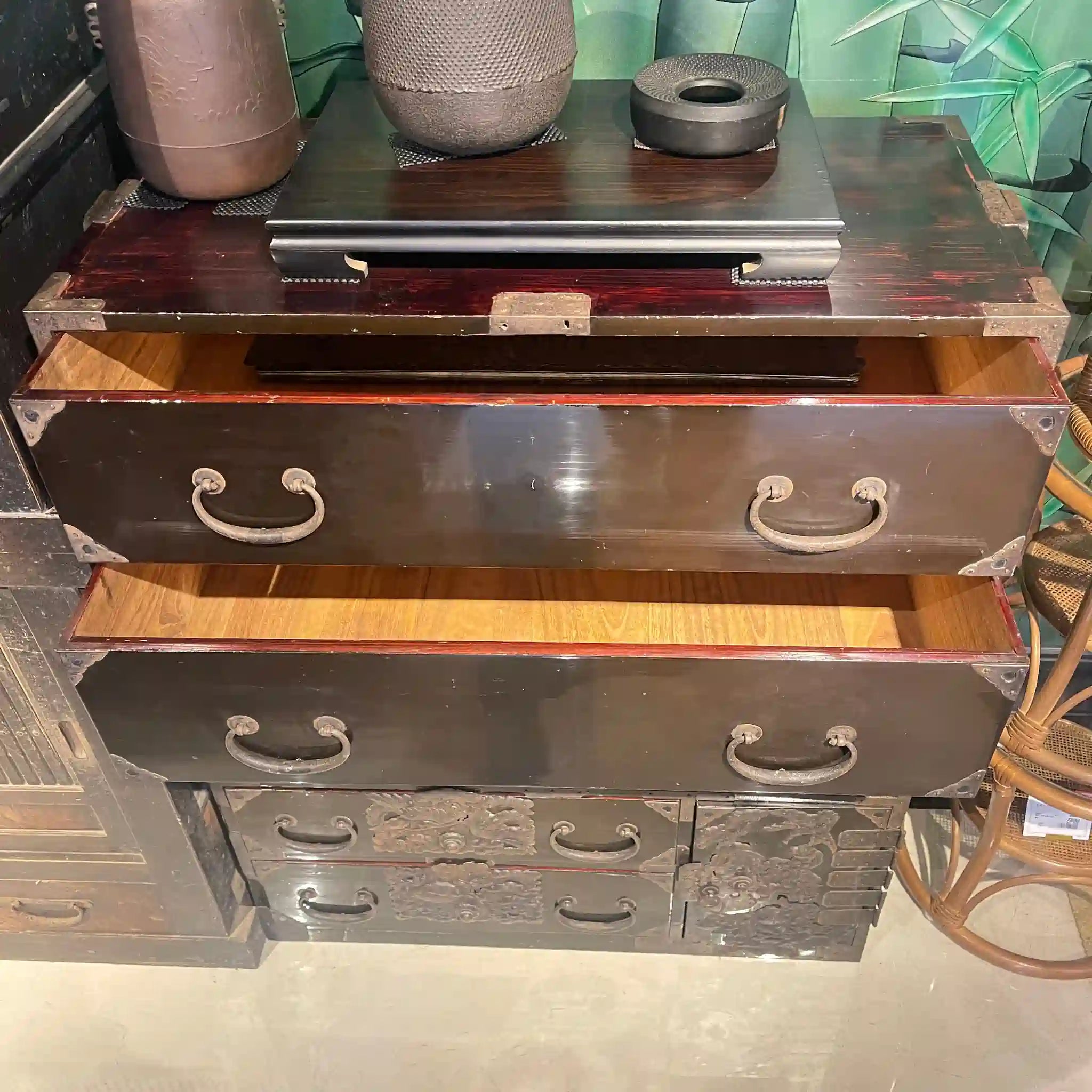 【アンティーク】 和箪笥 /