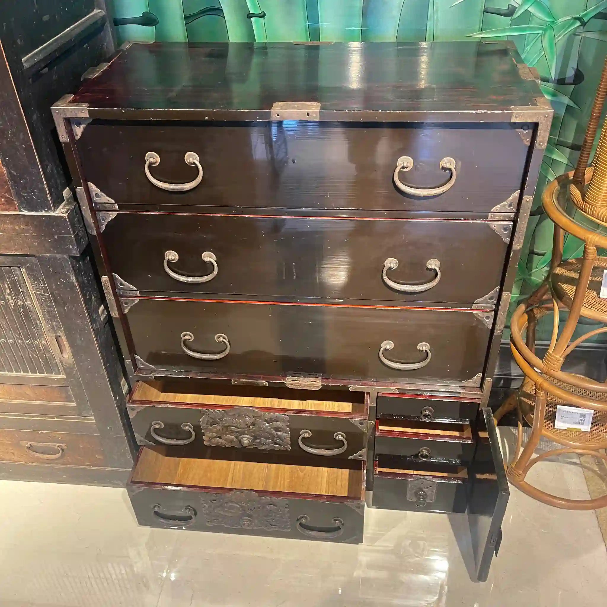 【アンティーク】 和箪笥 /