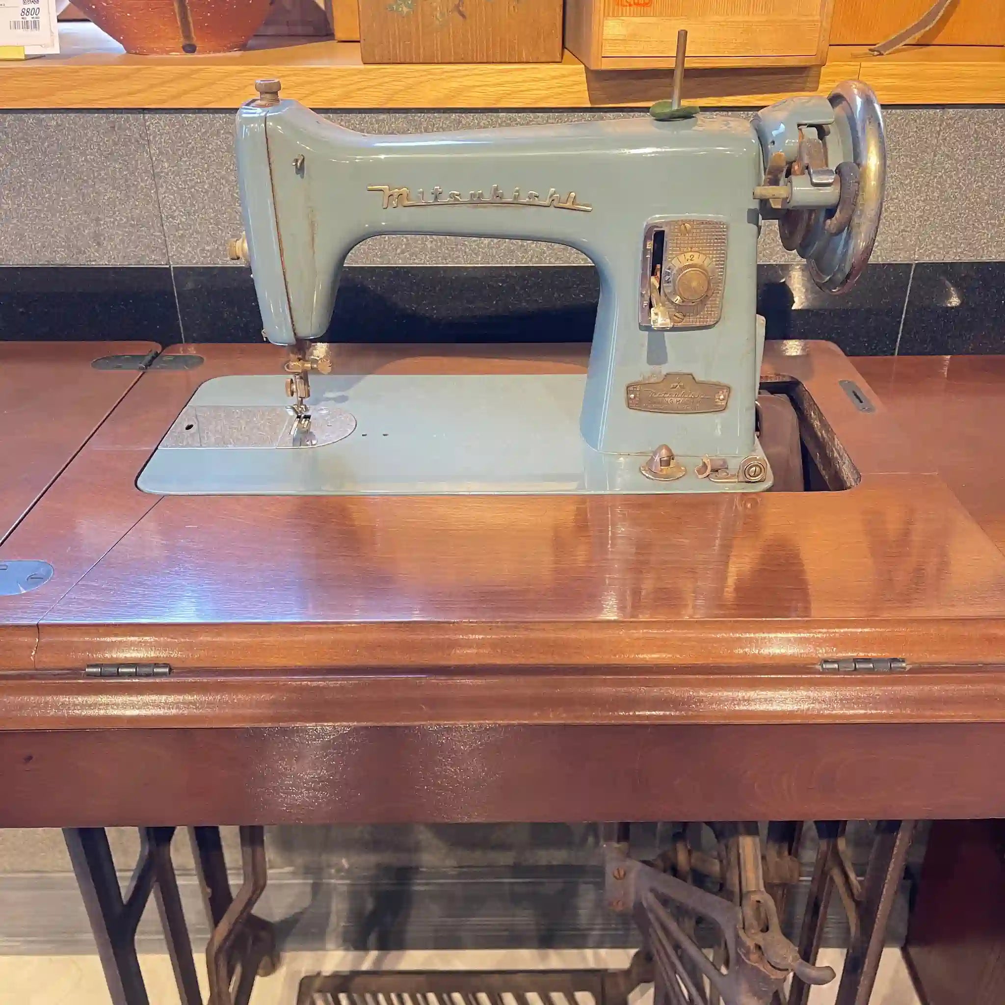 【リユース】 ビンテージミシン