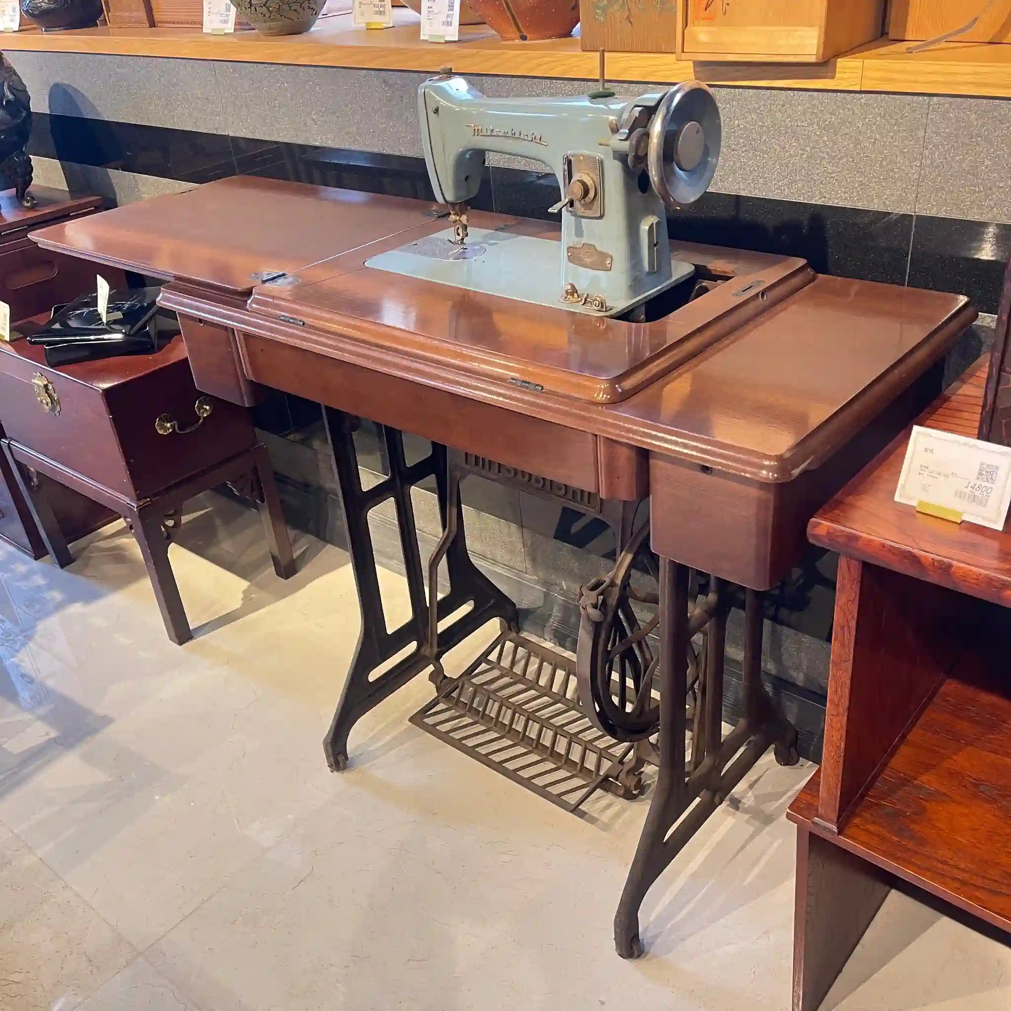 【リユース】 ビンテージミシン