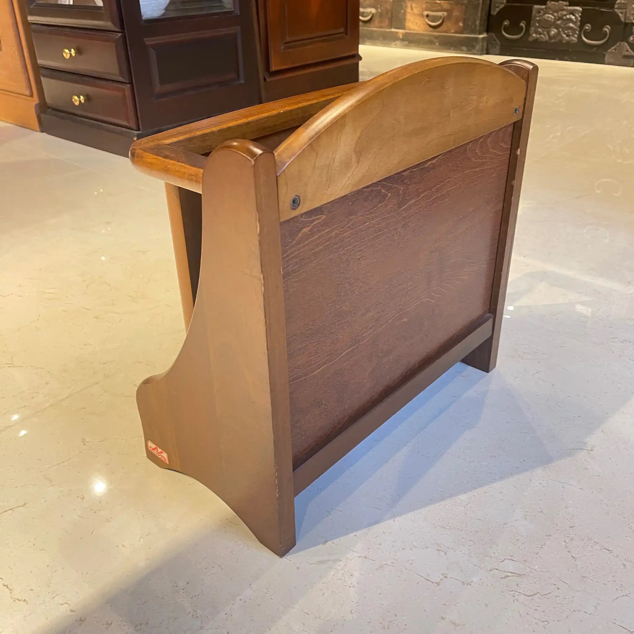 【リユース】 カントリー調マガジンラック