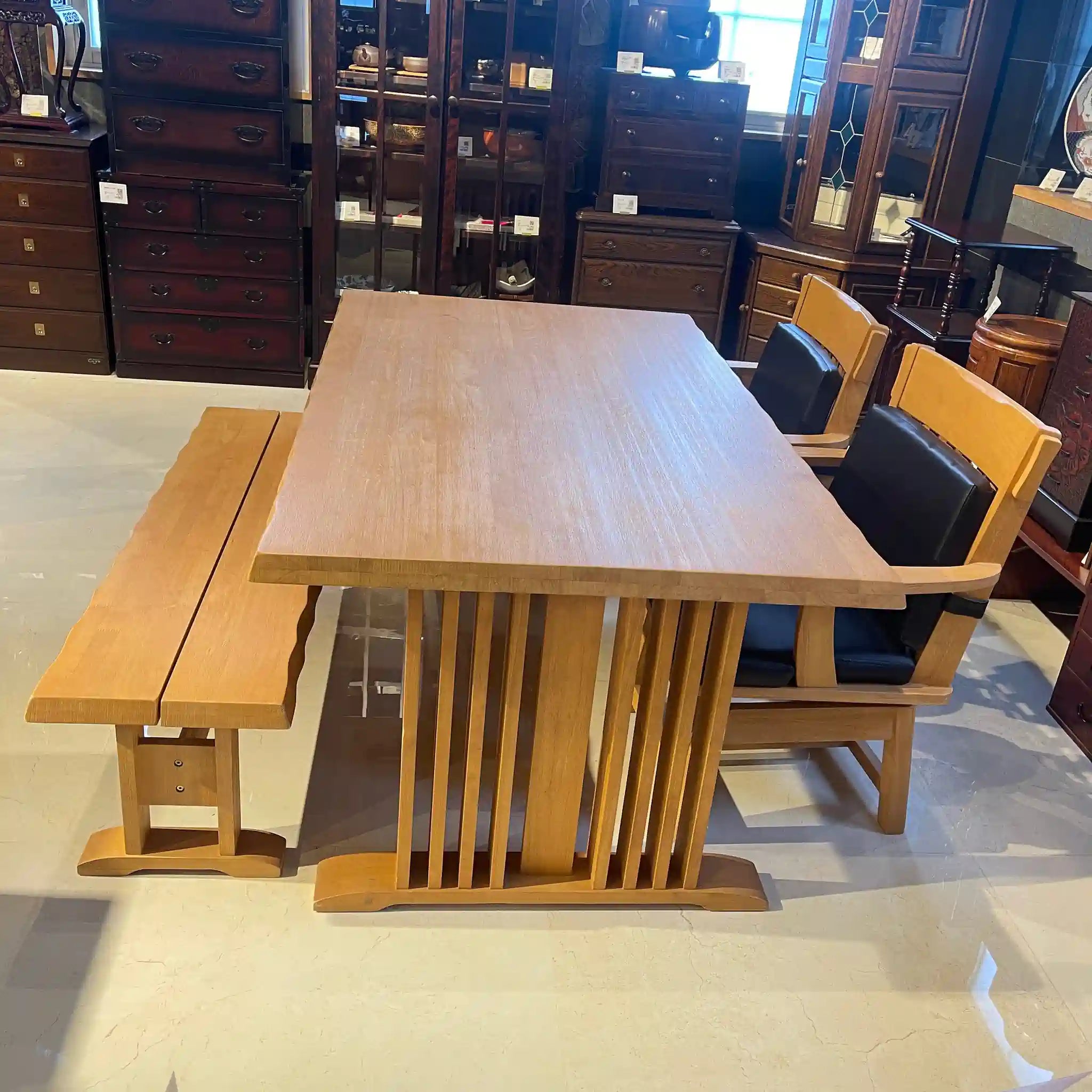 【リユース】ダイニングテーブルセット