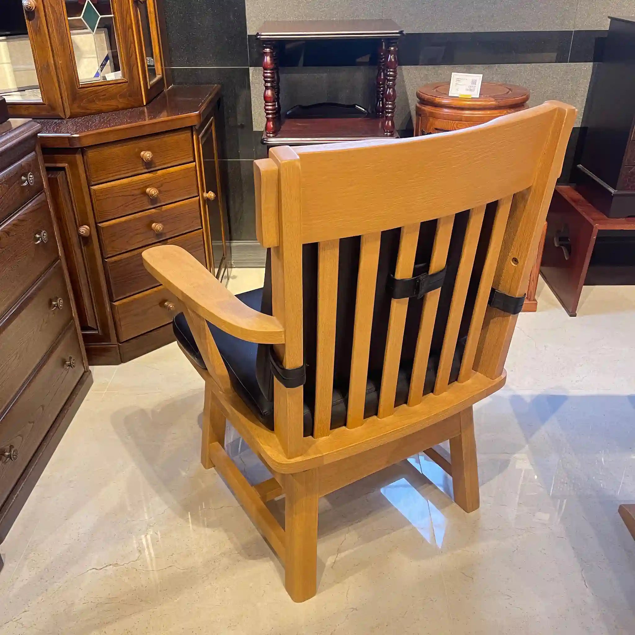 【リユース】ダイニングテーブルセット