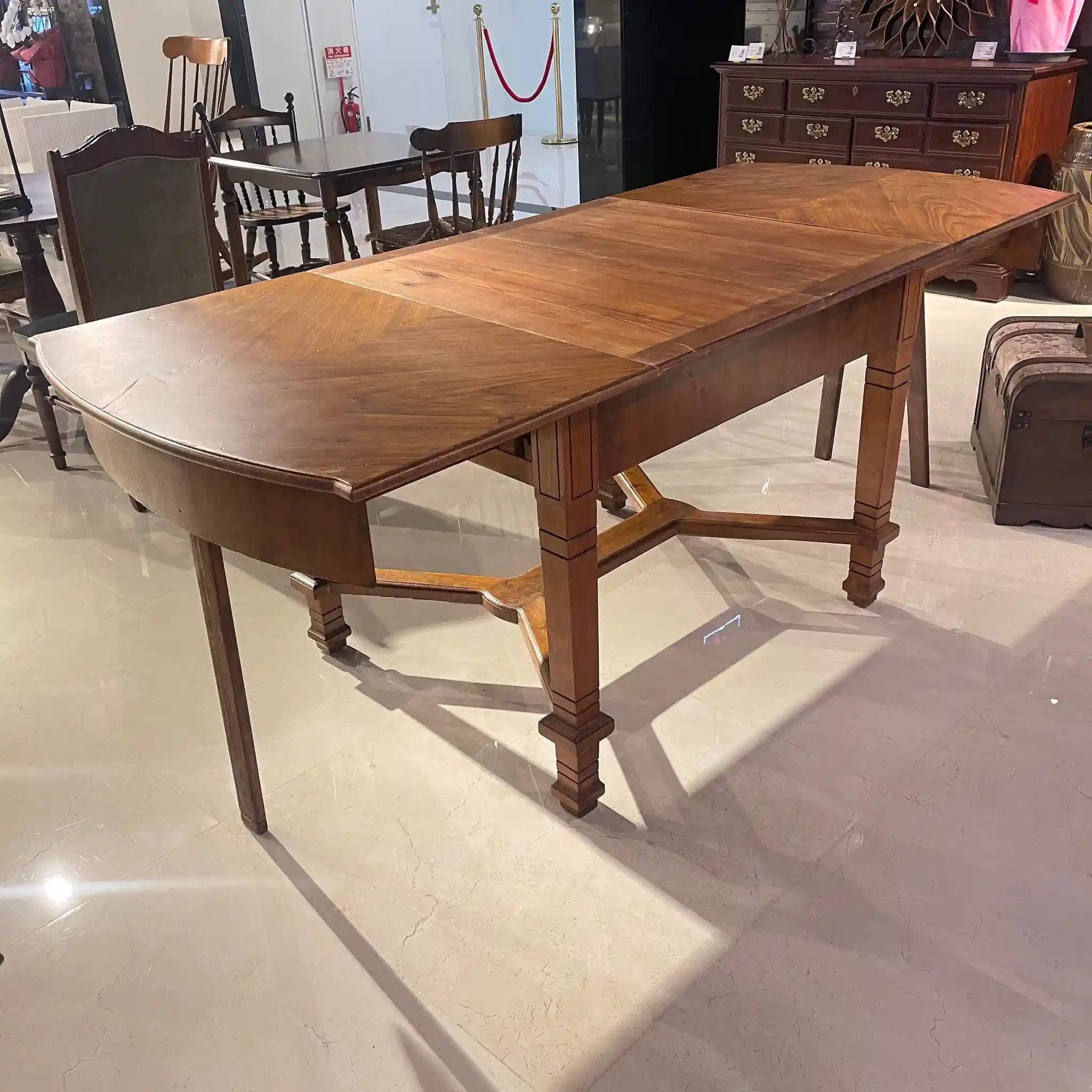 【アンティーク】 エクステンションテーブル / ビーダーマイヤー様式 / 19世紀 / ウォールナット材 / イギリス