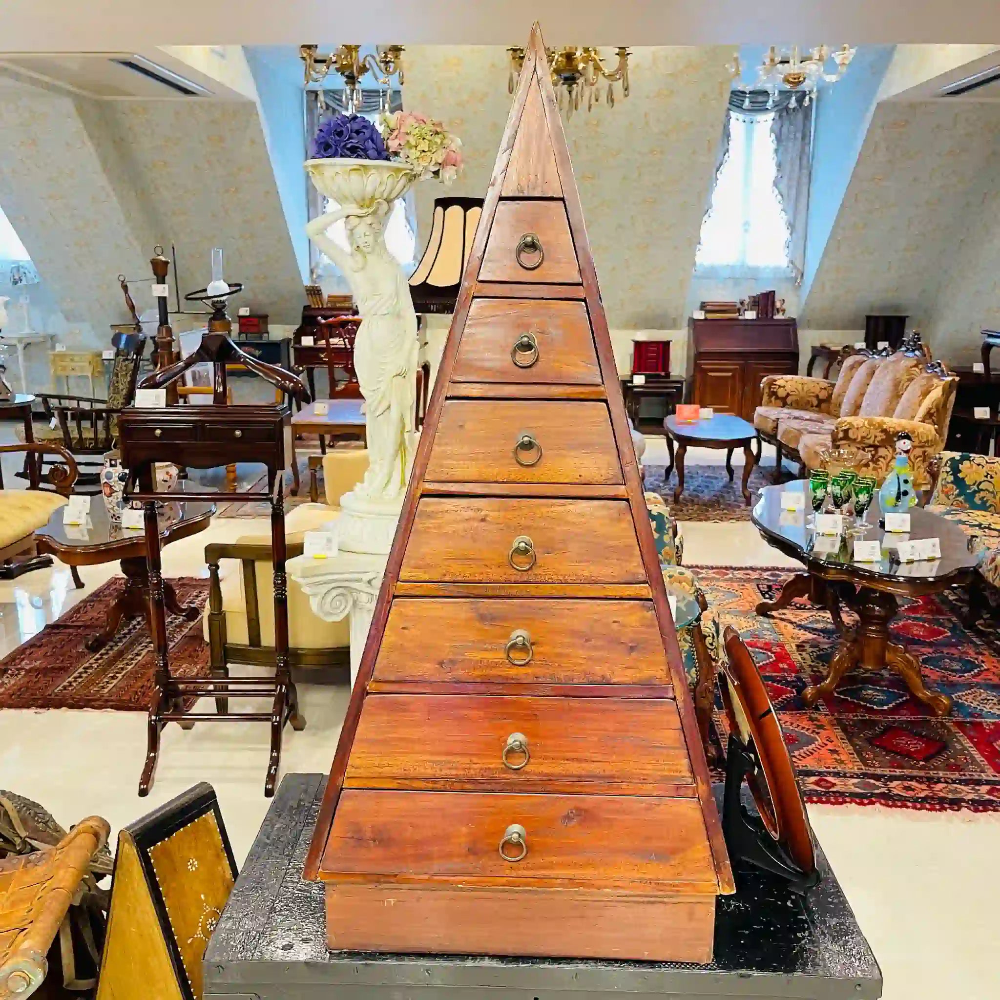 【アンティーク】 ピラミッド型アンティークチェスト / 
 / 1980年代 / イギリス