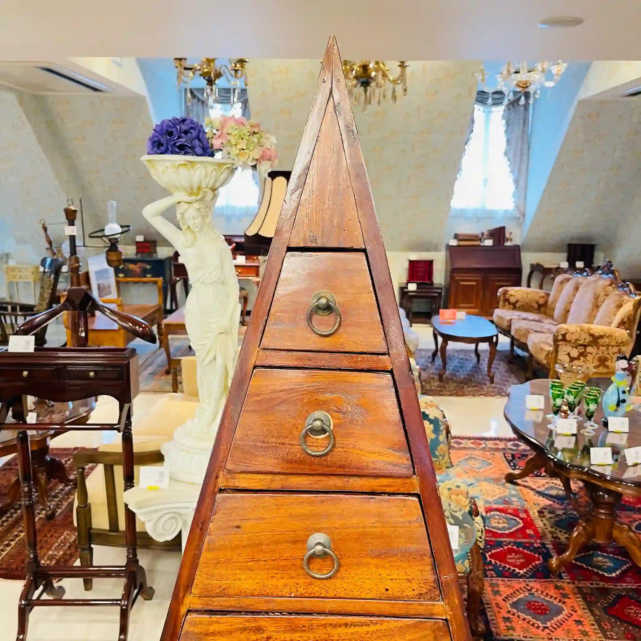 【アンティーク】 ピラミッド型アンティークチェスト /
/ 1980年代 / イギリス