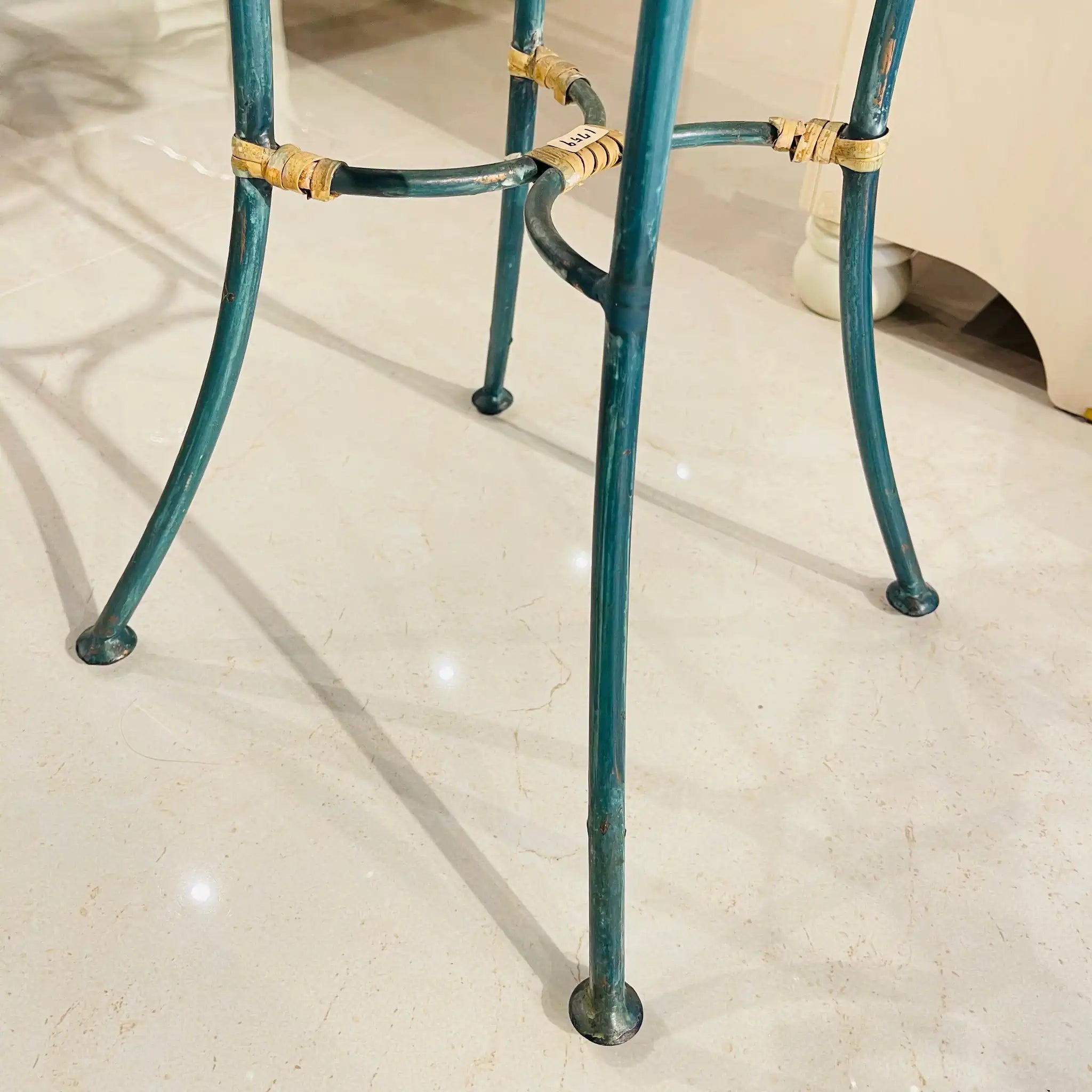 【リユース】 ガラステーブル