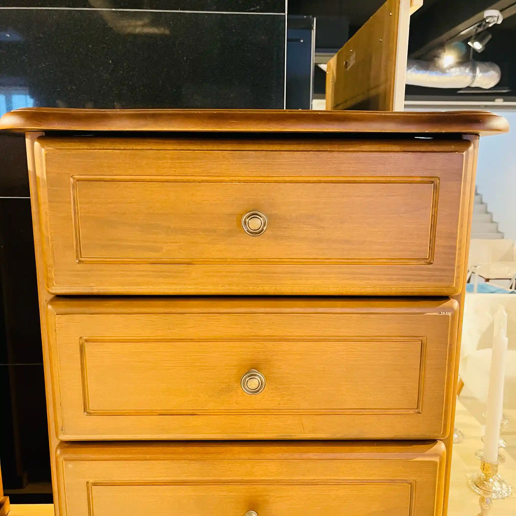 【リユース】 アンティーク調チェスト 猫脚