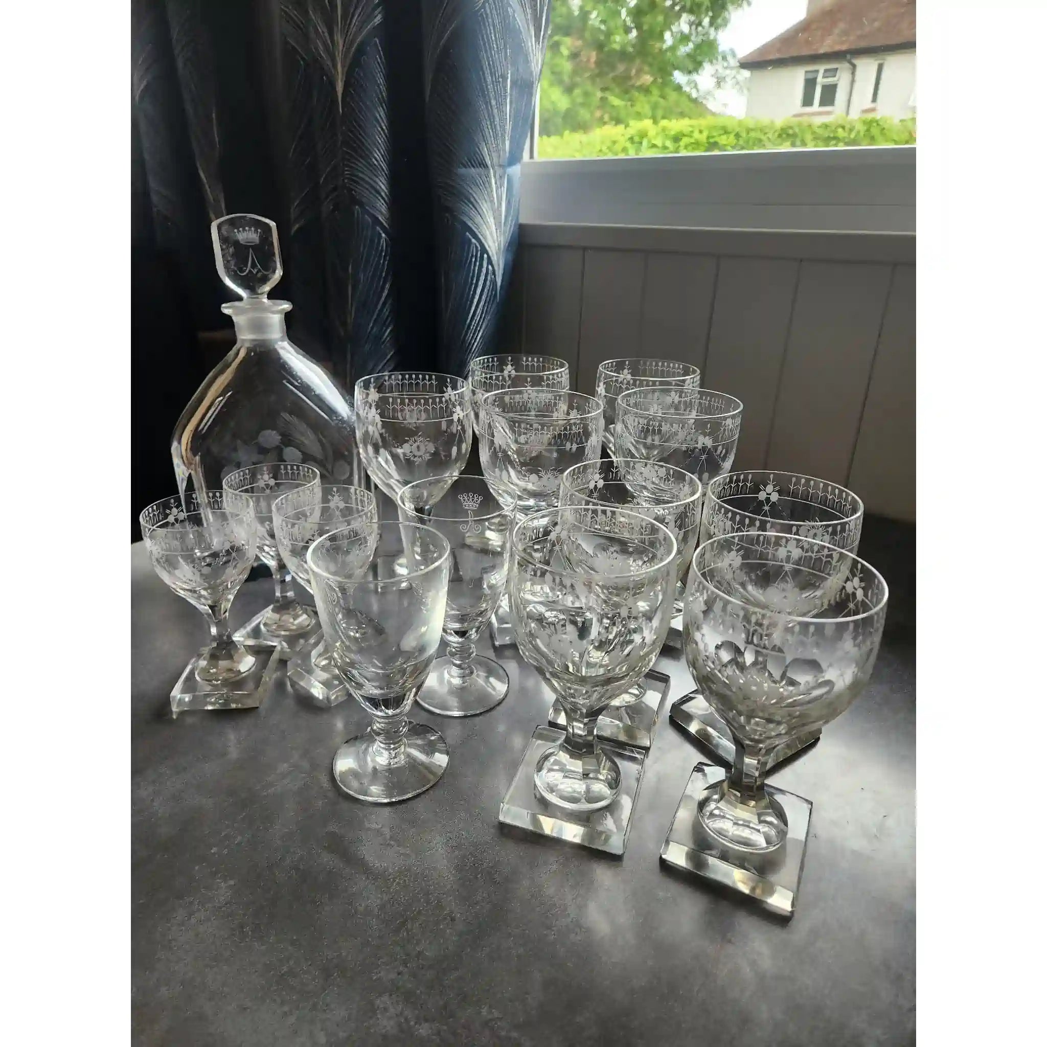 【】 グラス入りのデカンター