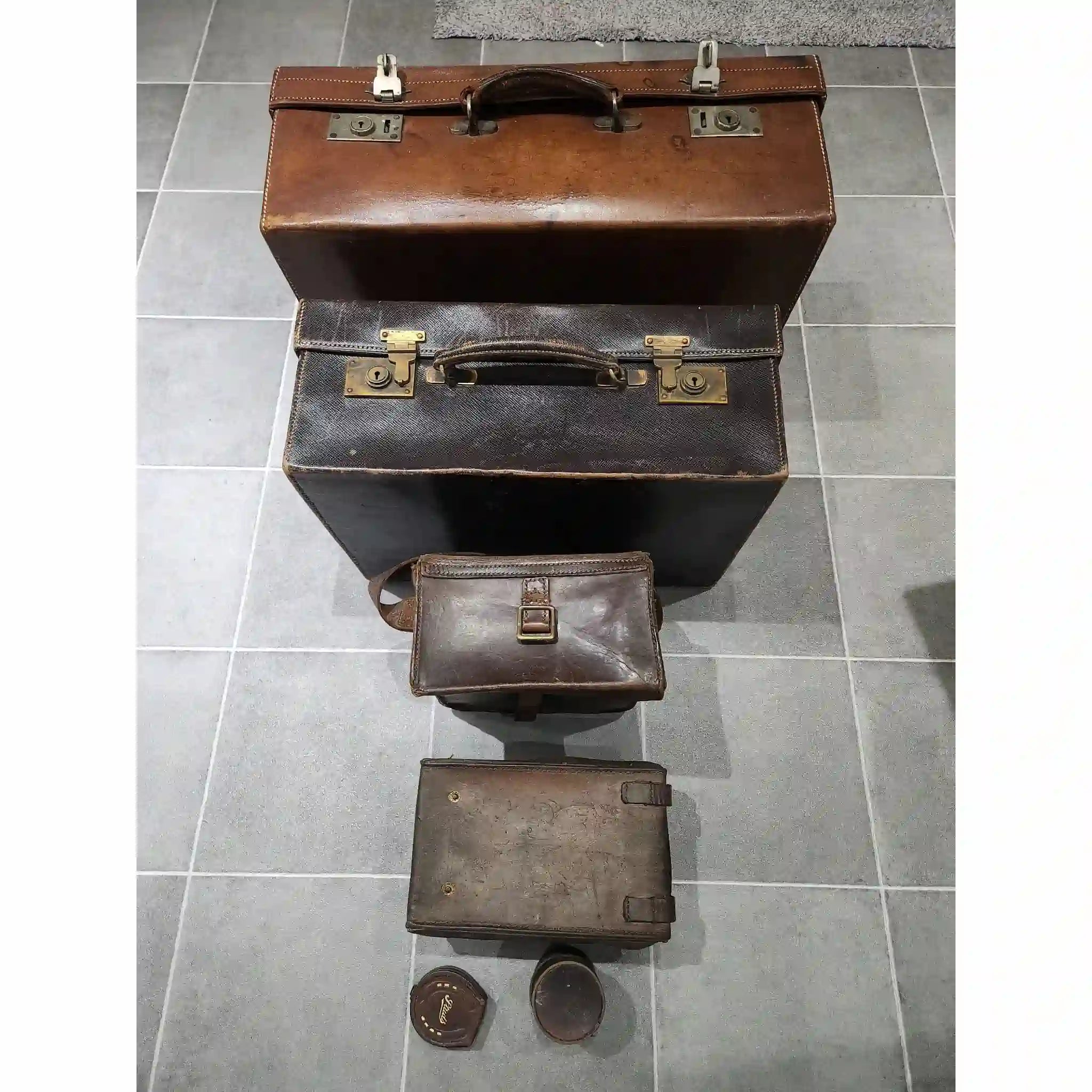 【】 牛革のスーツケース / イギリス