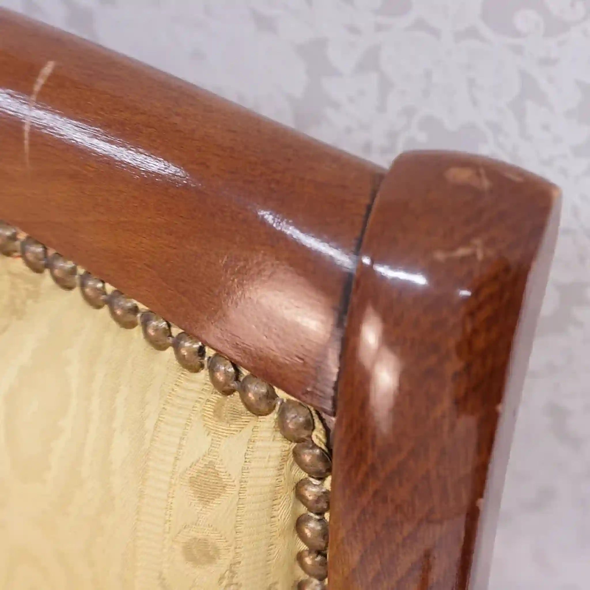 【アンティーク】 サロンソファ / Crosse /
/ イタリア / ウォールナット仕上げ