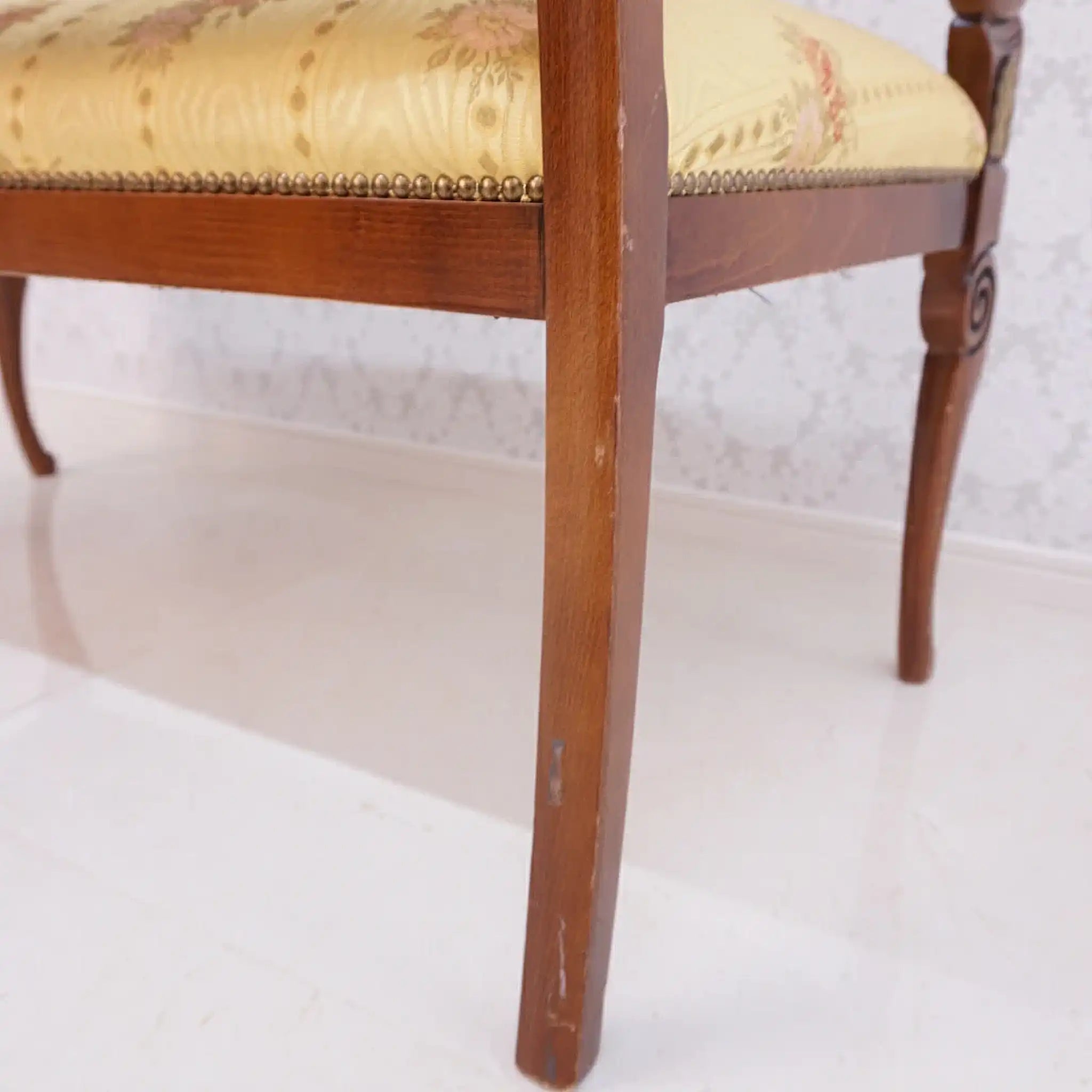 【アンティーク】 サロンソファ / Crosse /
/ イタリア / ウォールナット仕上げ