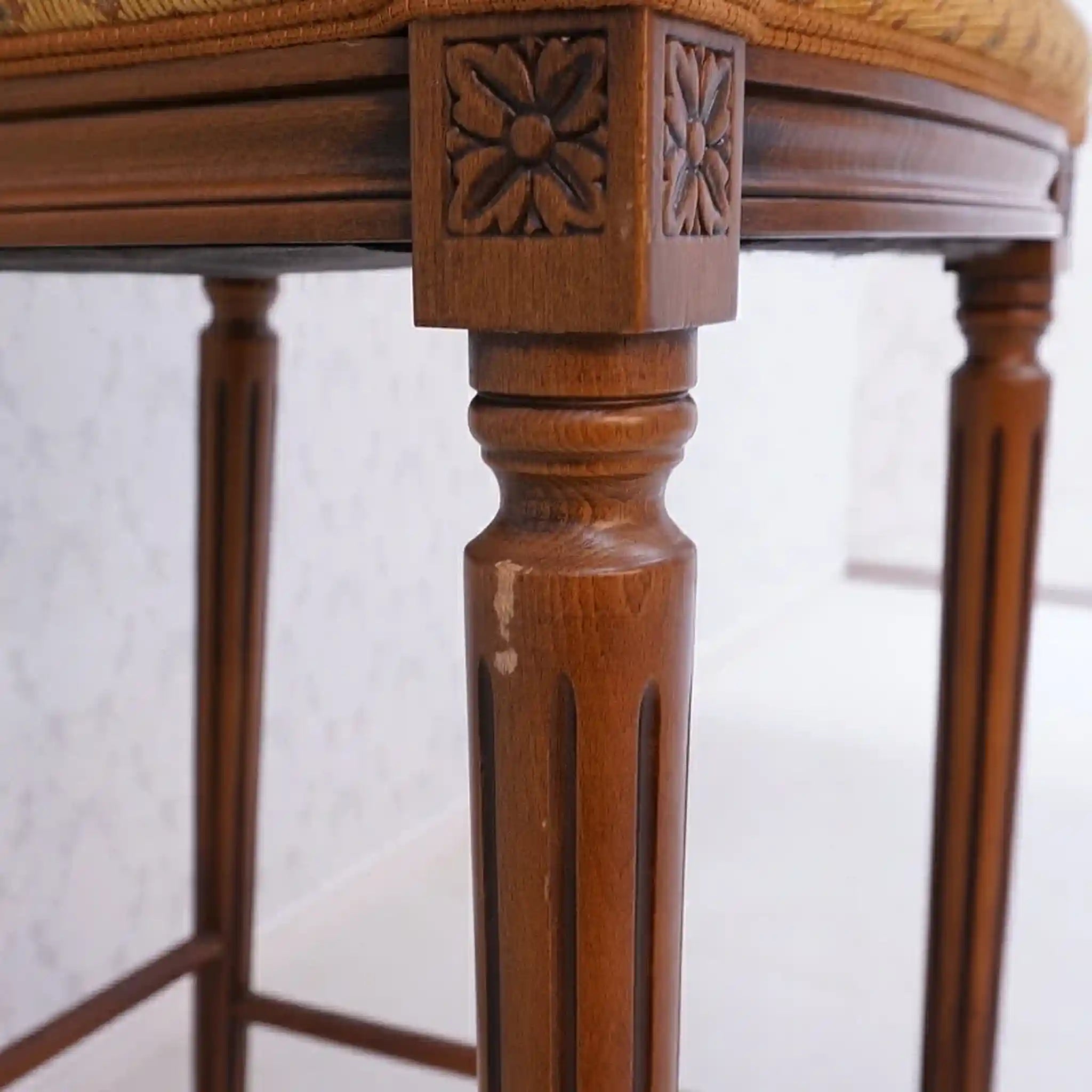 【アンティーク】 アンティーク調カウンターチェア /