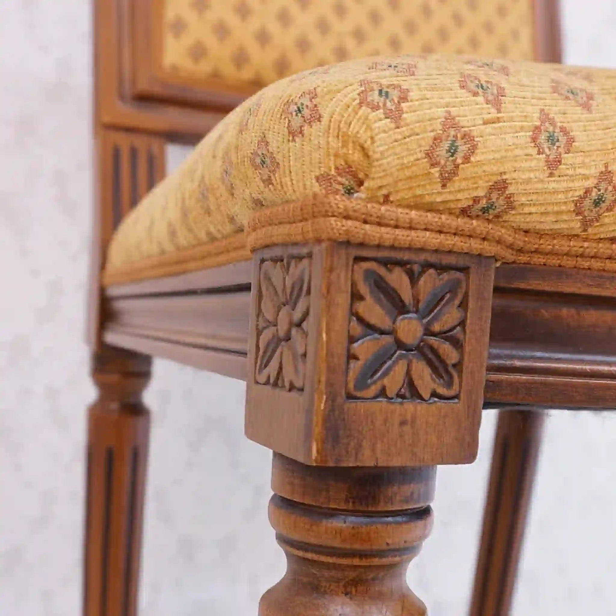 【アンティーク】 アンティーク調カウンターチェア /