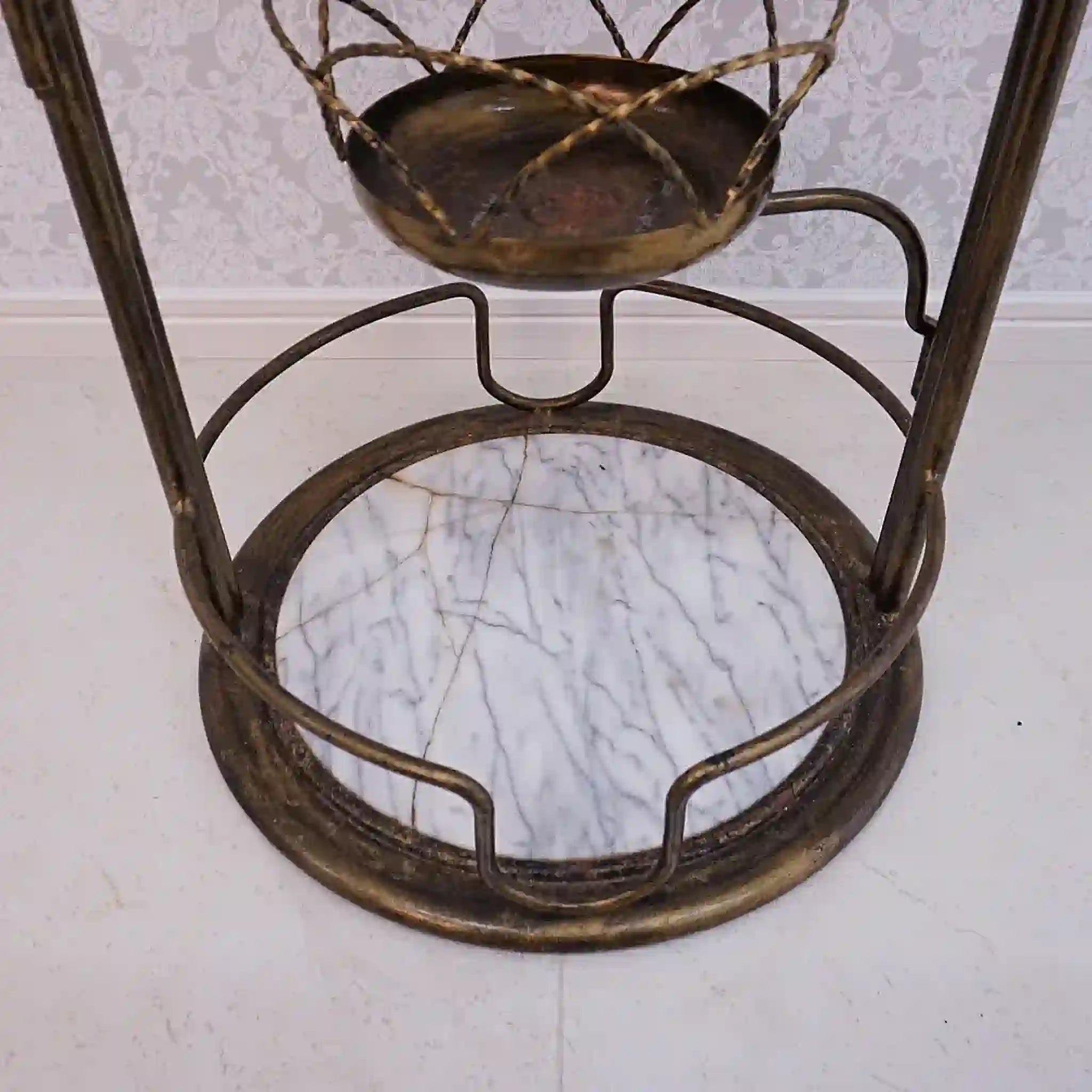 【アンティーク】 アイアンフラワースタンド /