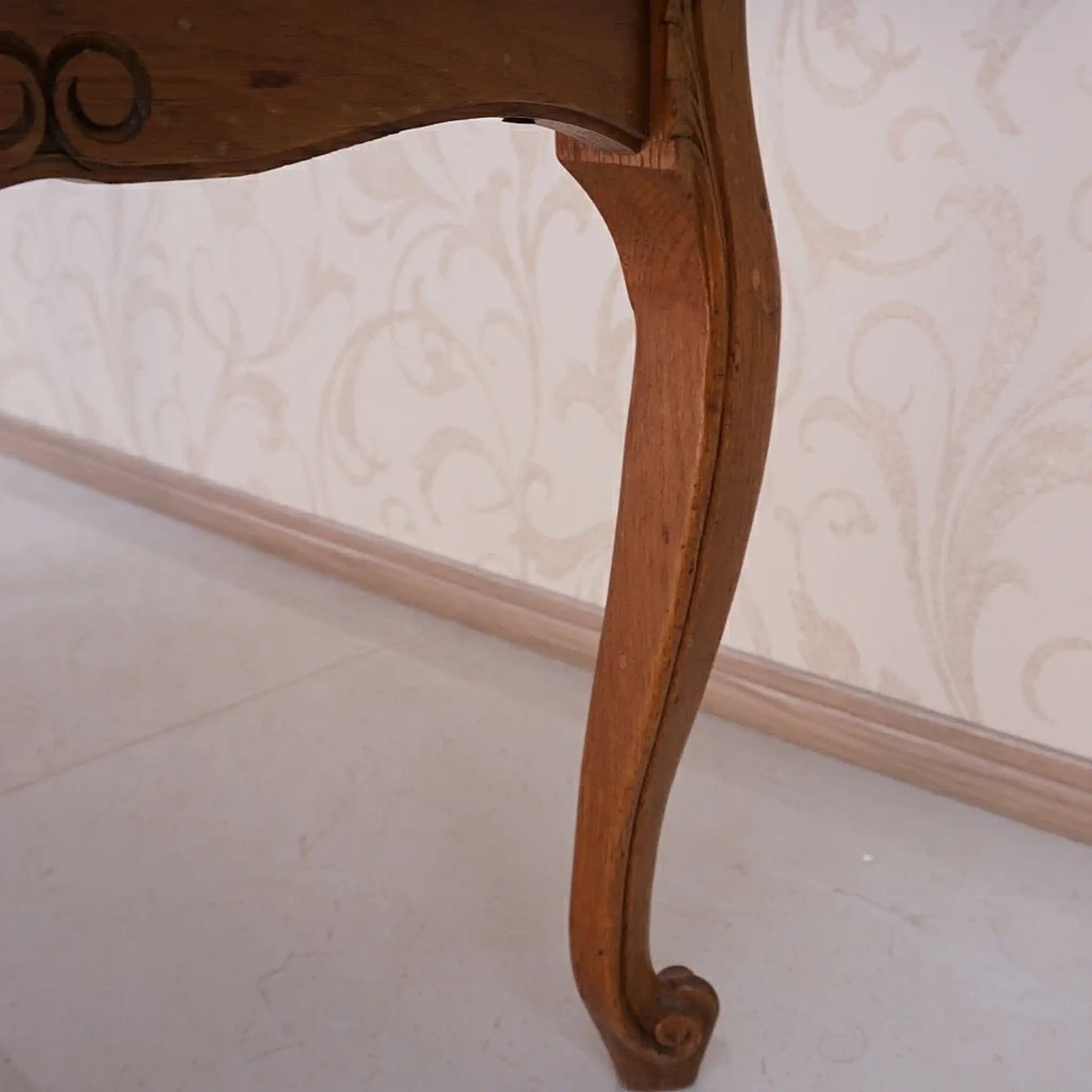 【アンティーク】 カフェテーブル /
/ 猫脚