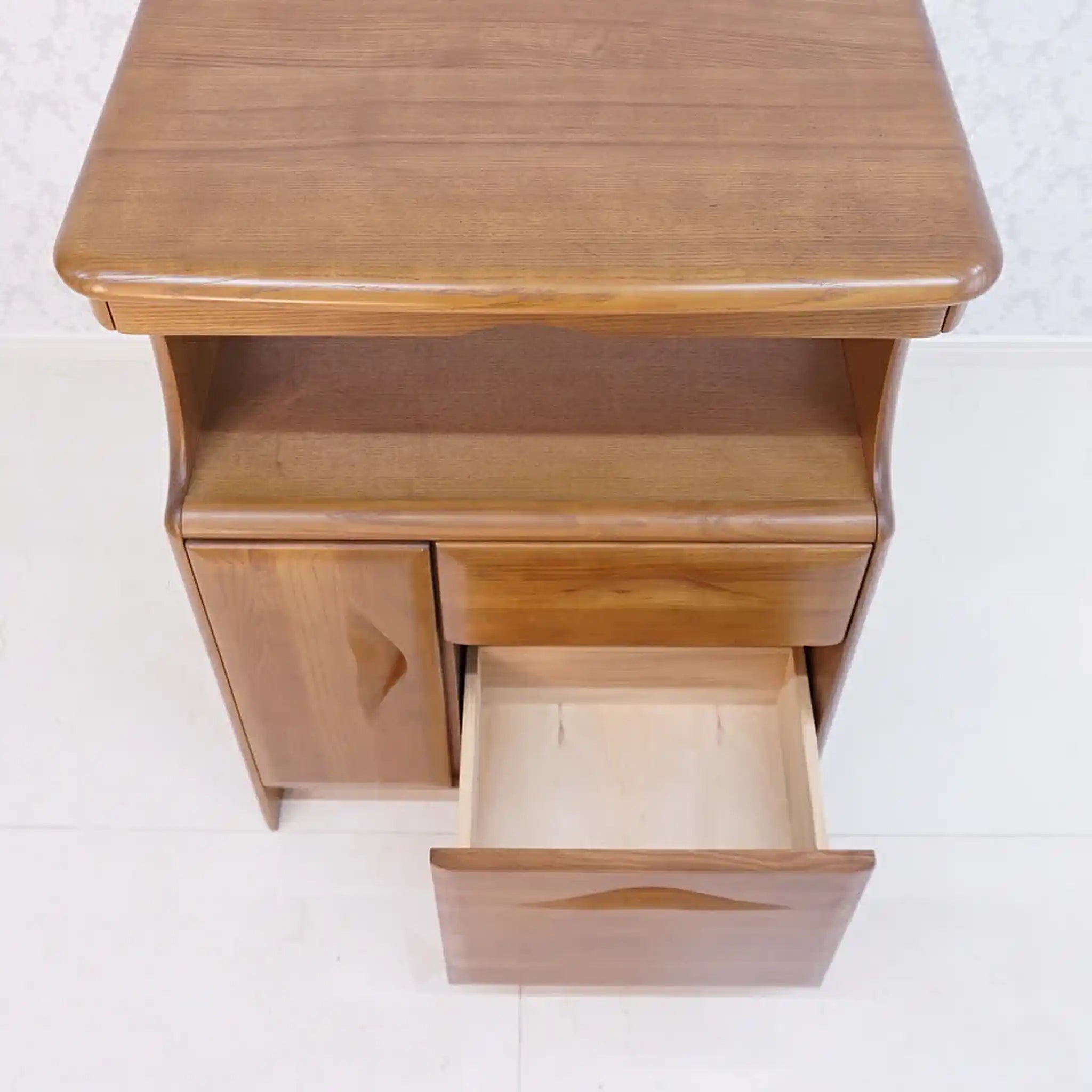 【リユース】 コンセント付き電話台 / カリモク家具 /