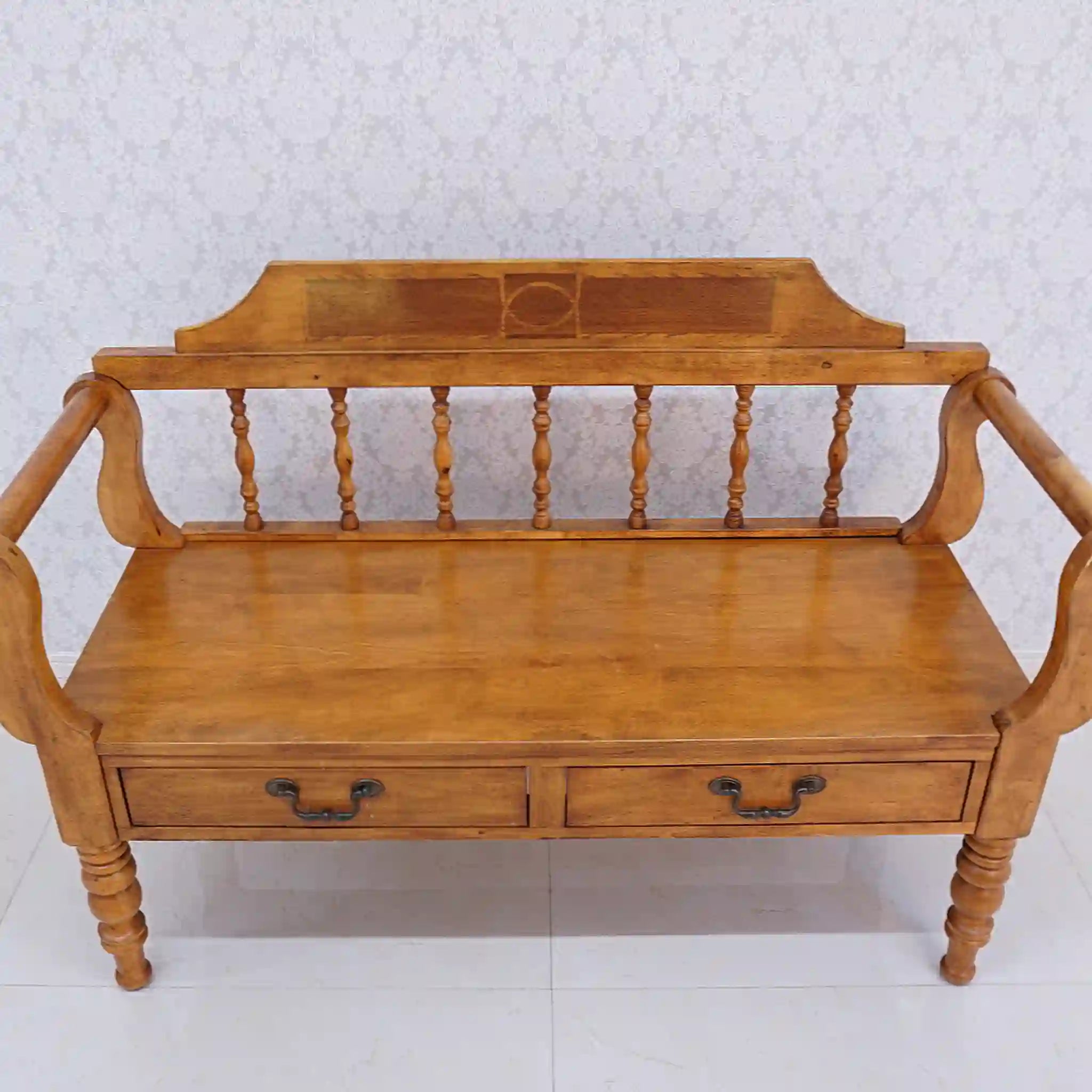 【アンティーク】 アンティークベンチチェア /
/ 収納付き