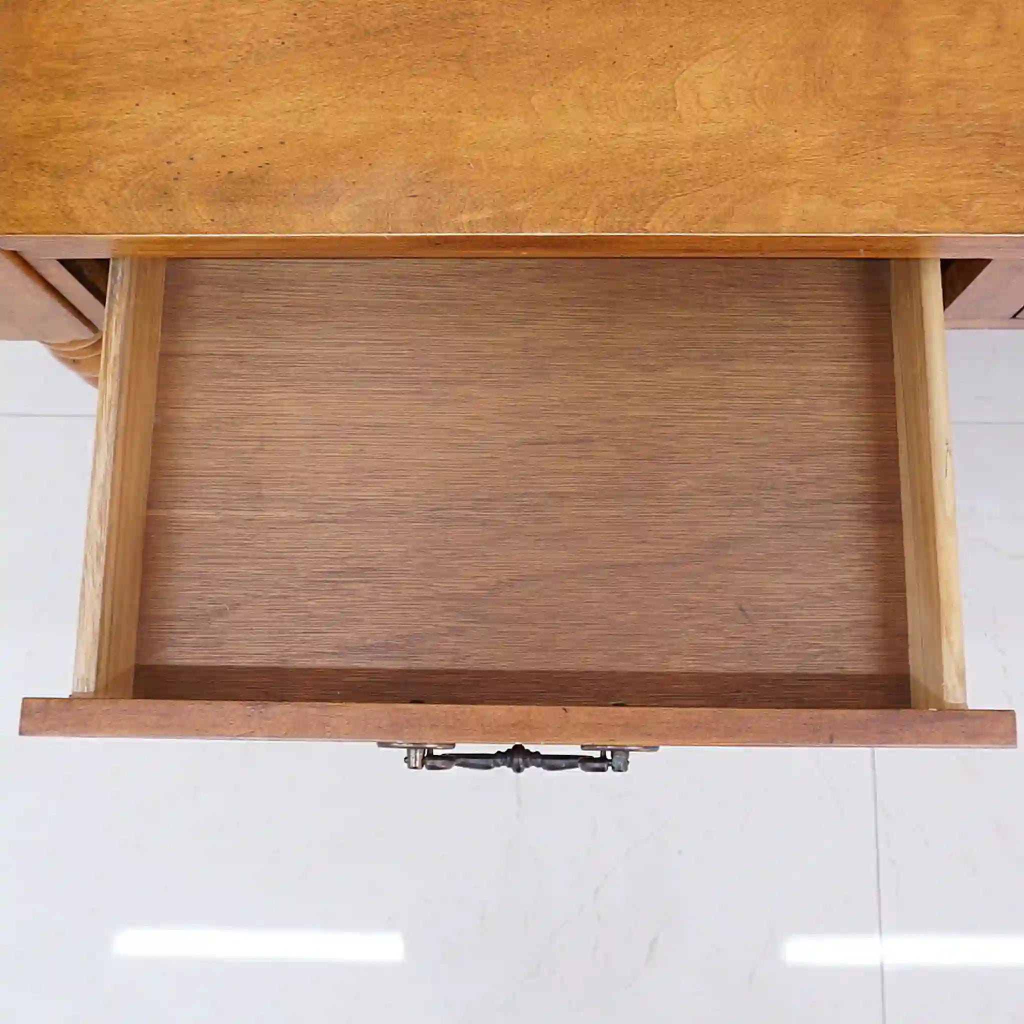 【アンティーク】 アンティークベンチチェア /
/ 収納付き