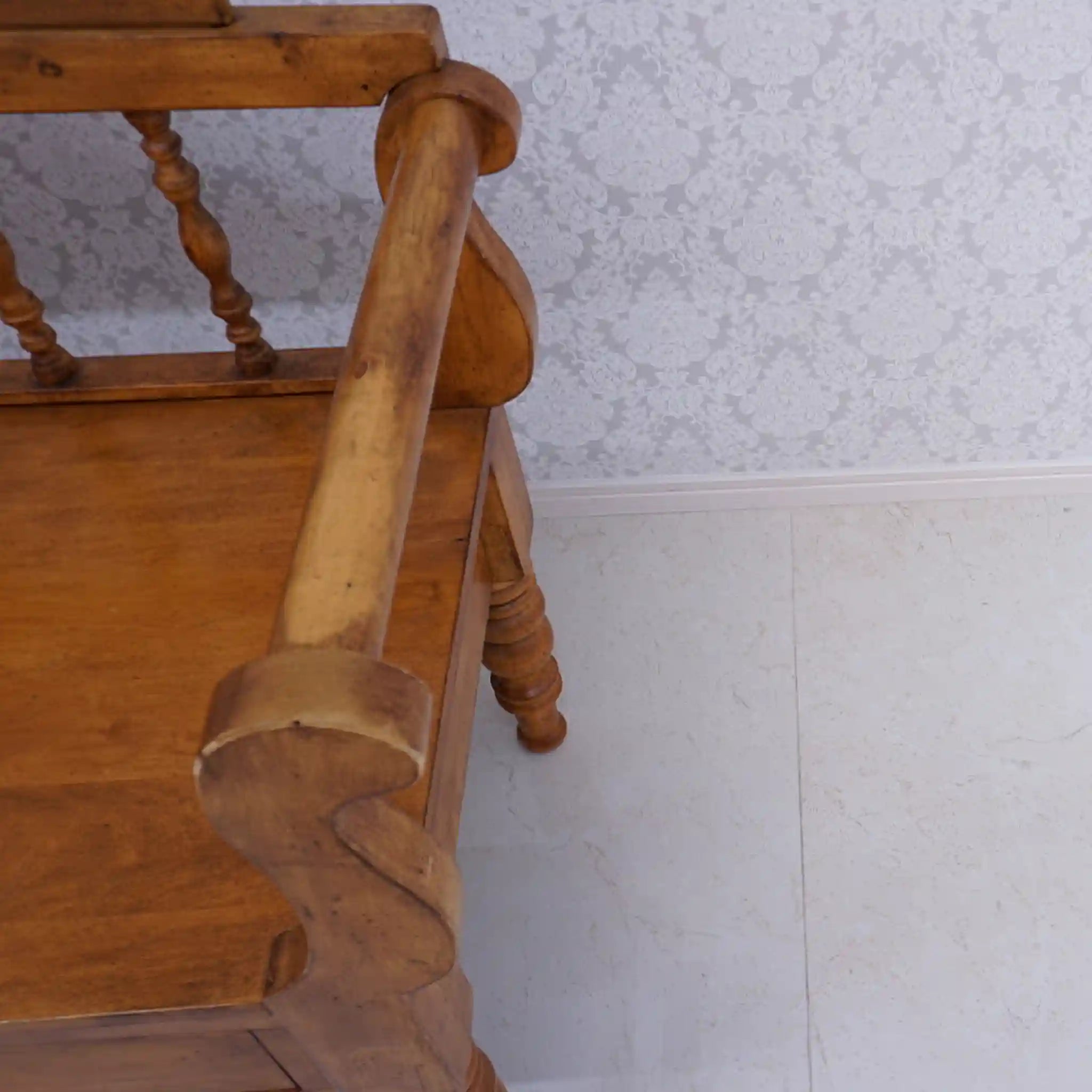 【アンティーク】 アンティークベンチチェア /
/ 収納付き