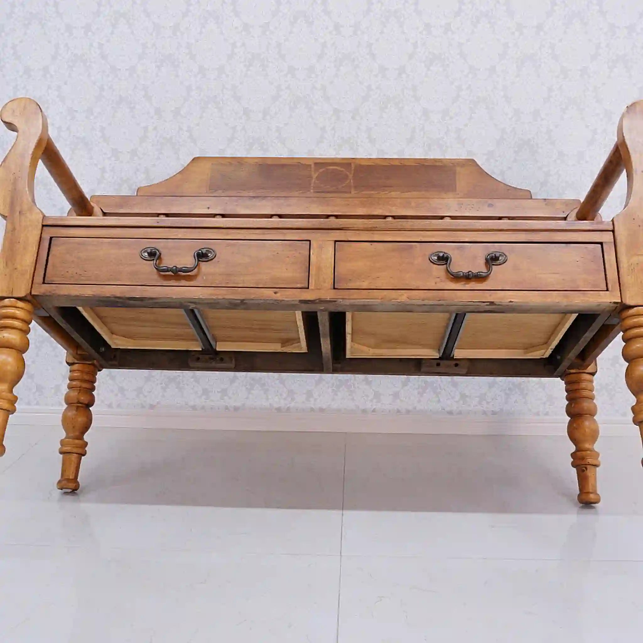 【アンティーク】 アンティークベンチチェア /
/ 収納付き