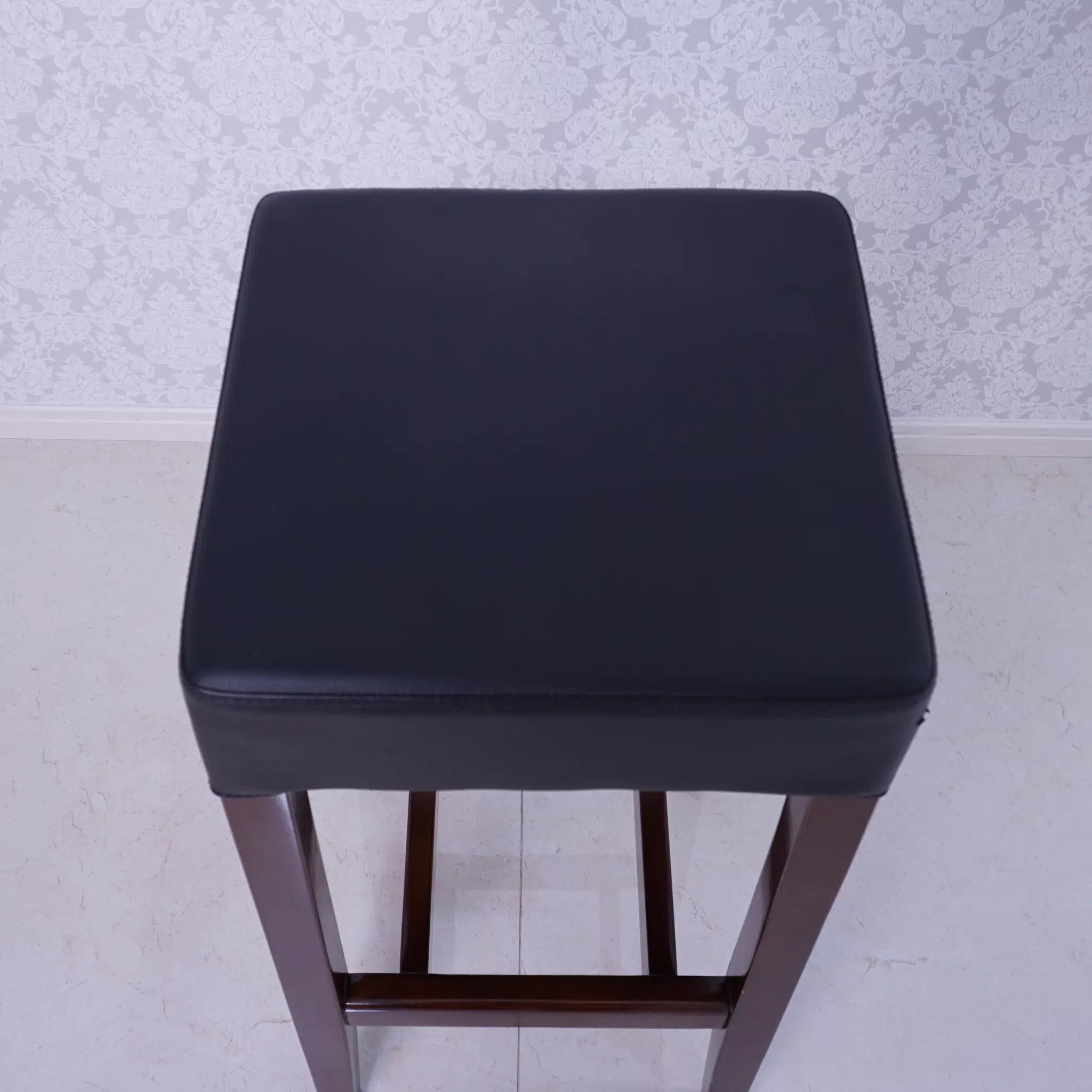 【リユース】 バースツール / 桜屋工業(チェリー) / レスタック / 未使用