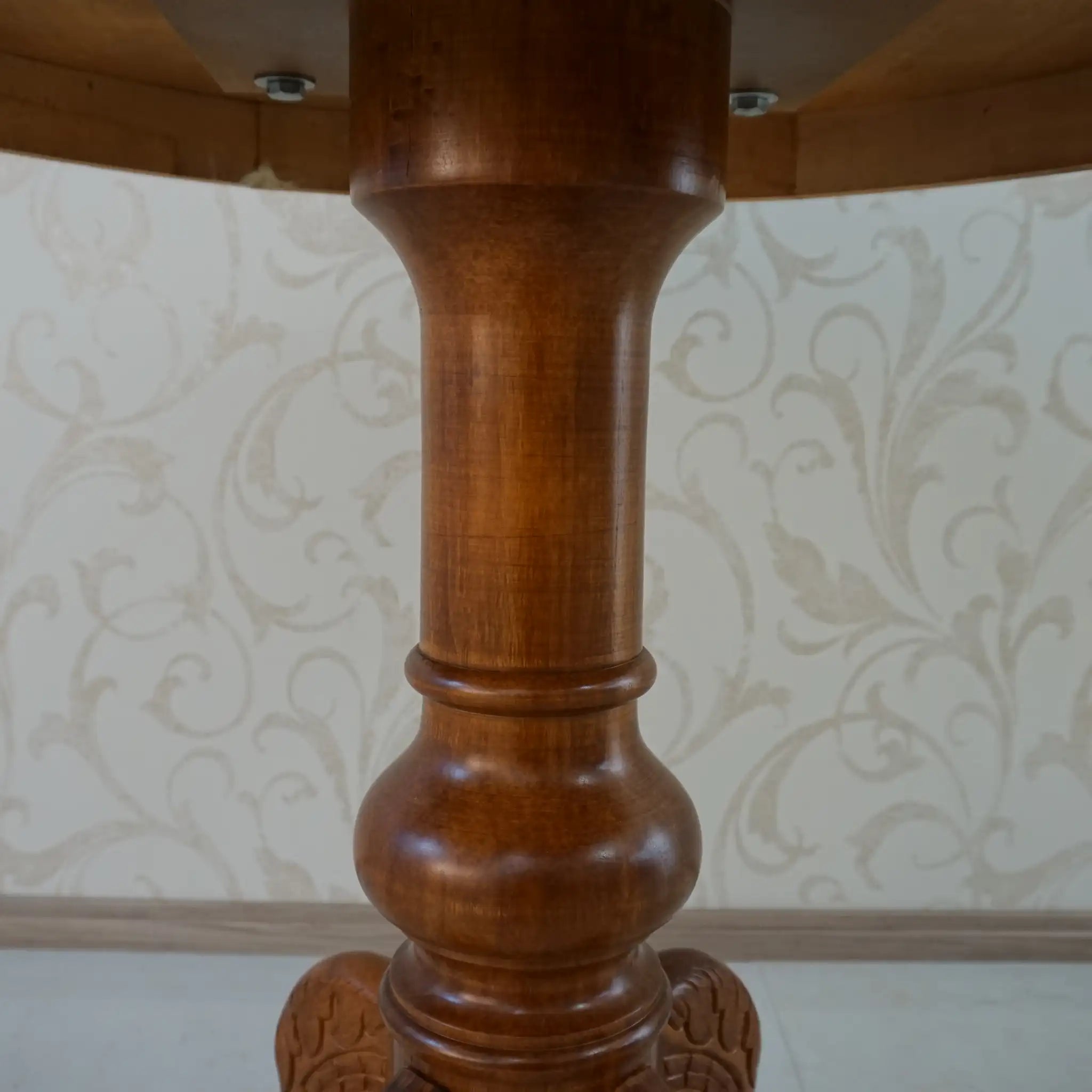 【アンティーク】 カフェテーブル /
/ イタリア / 象嵌(インレイ)