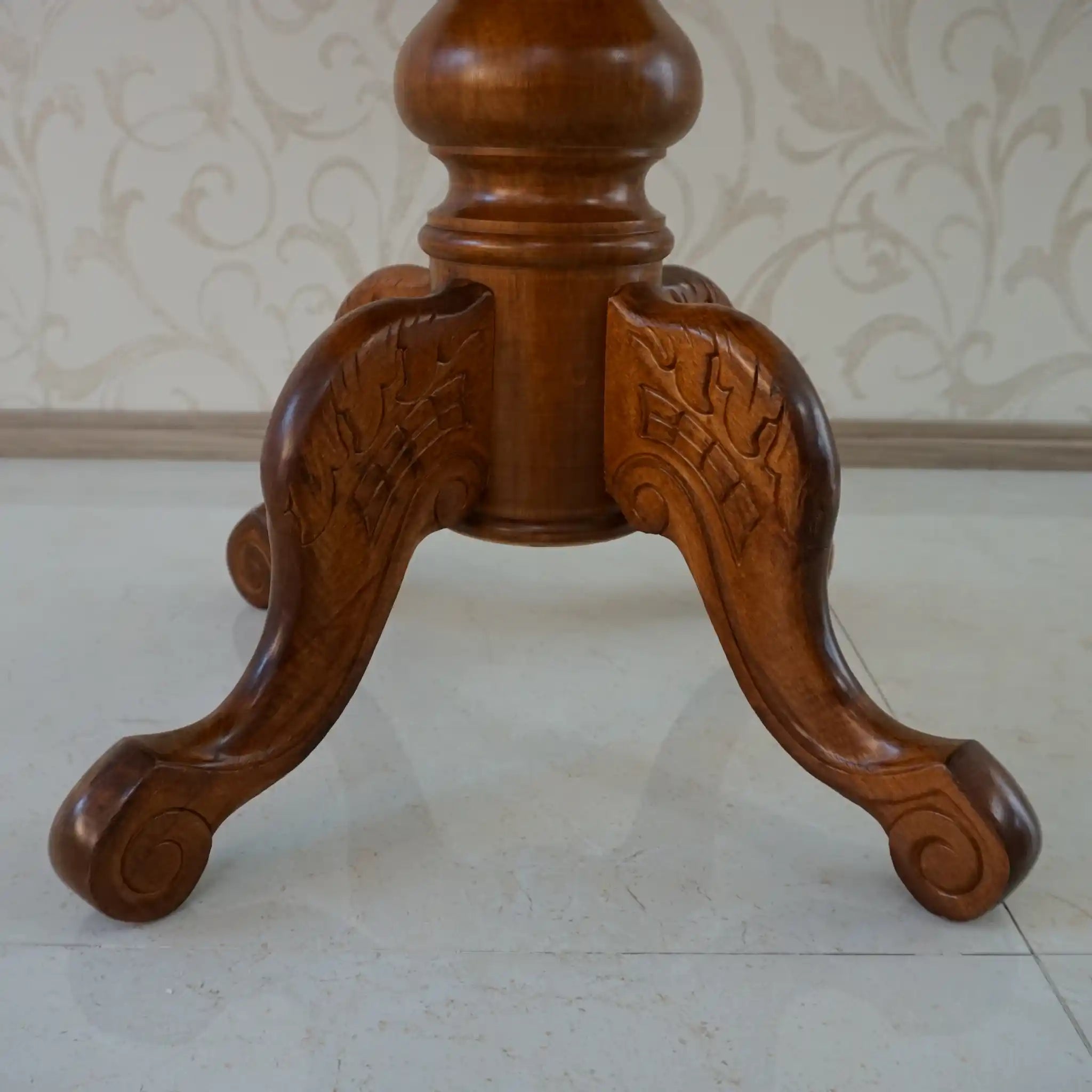 【アンティーク】 カフェテーブル /
/ イタリア / 象嵌(インレイ)