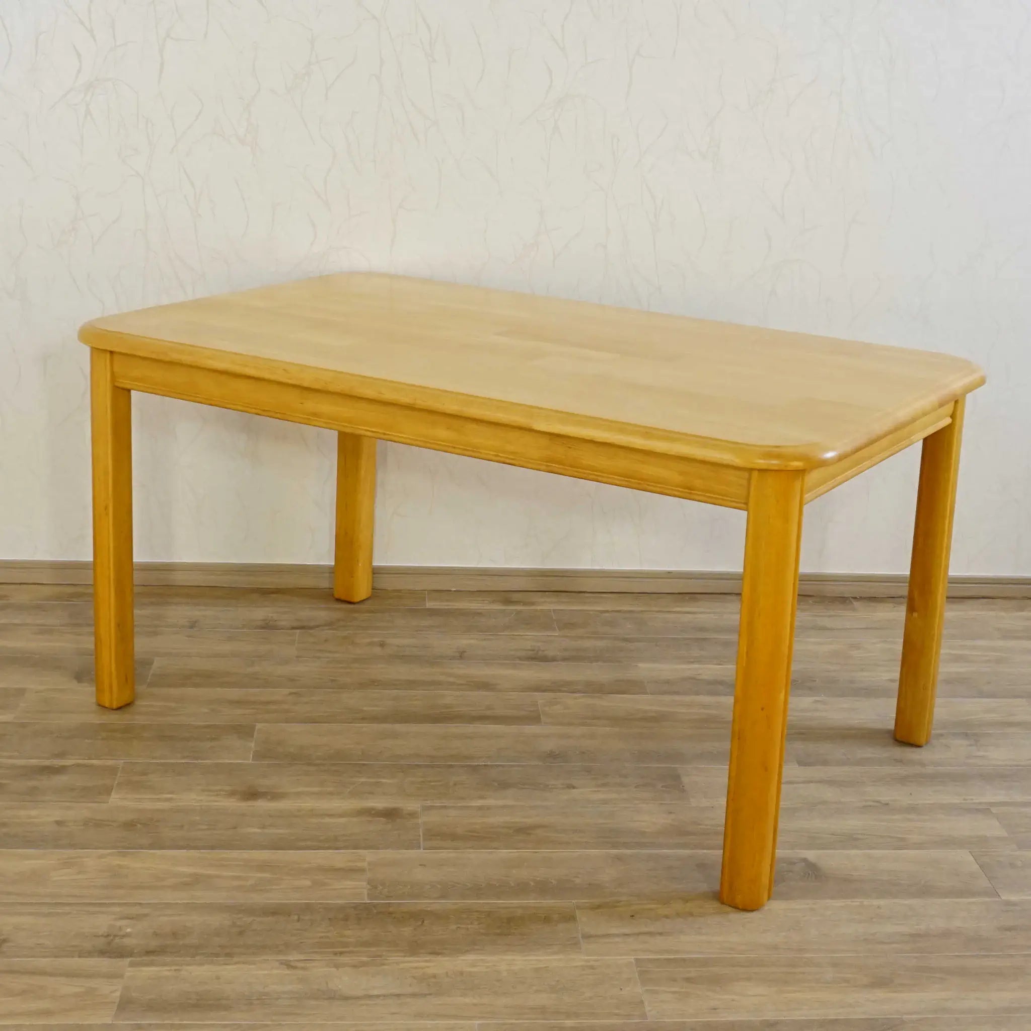 【リユース】 ダイニングテーブル / カリモク家具