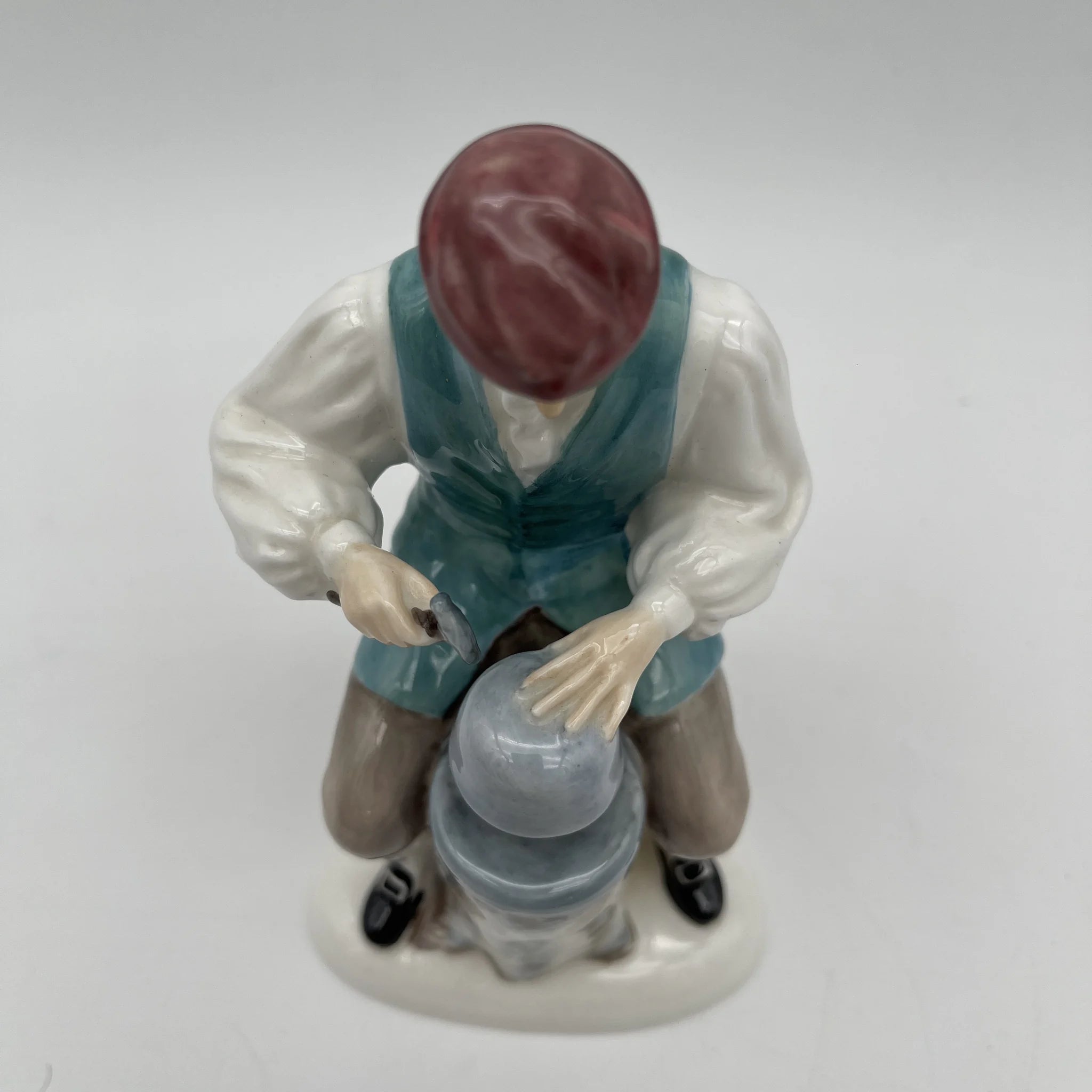 【复古】陶俑/ Royal Doulton / The Silversmith of Williamsburg /推测1960-1980年代 / Bone China /英国/手绘