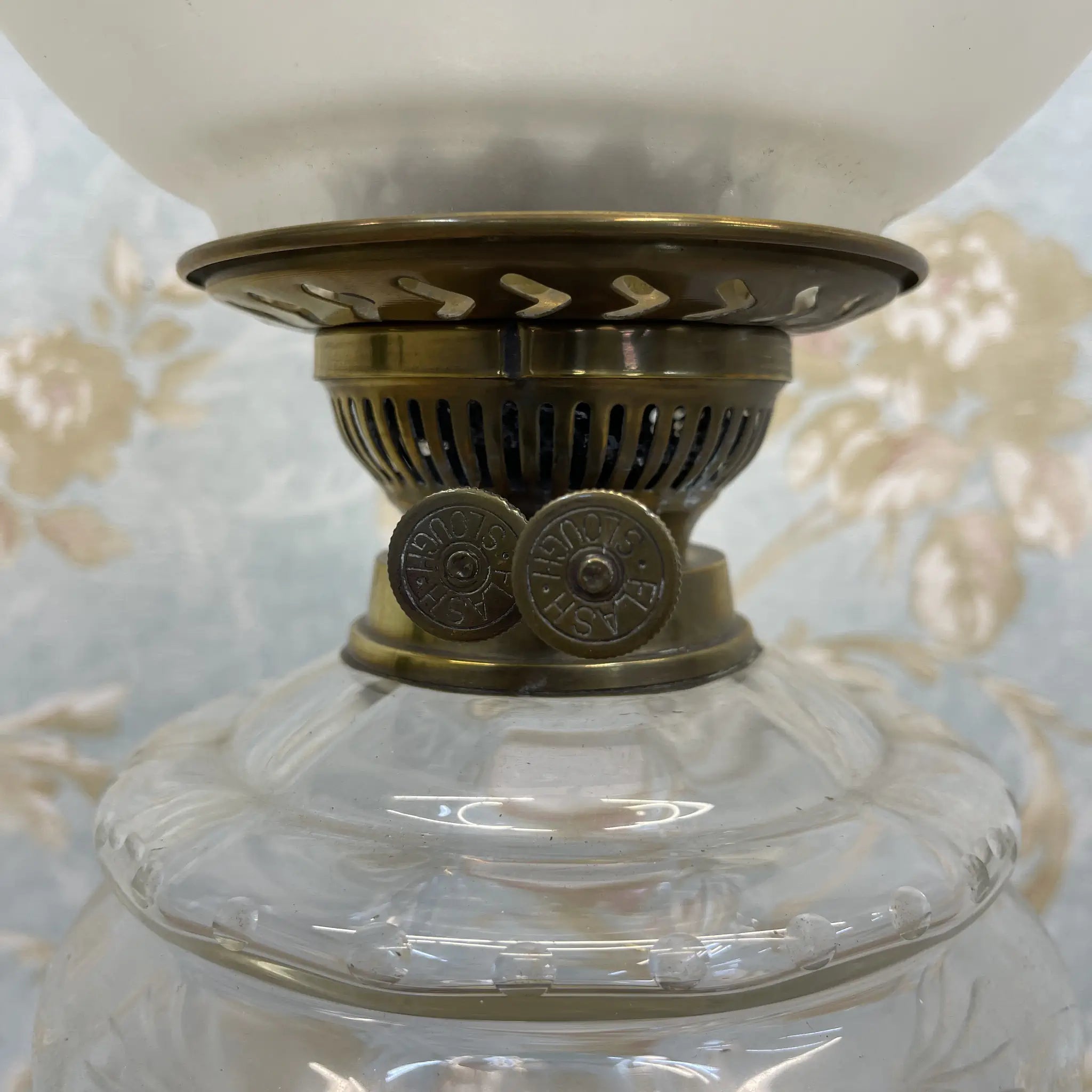 【古董】油灯/爱德华风格/估计1900年左右/玻璃/英国/蚀刻玻璃,双工燃烧器,切割水晶
