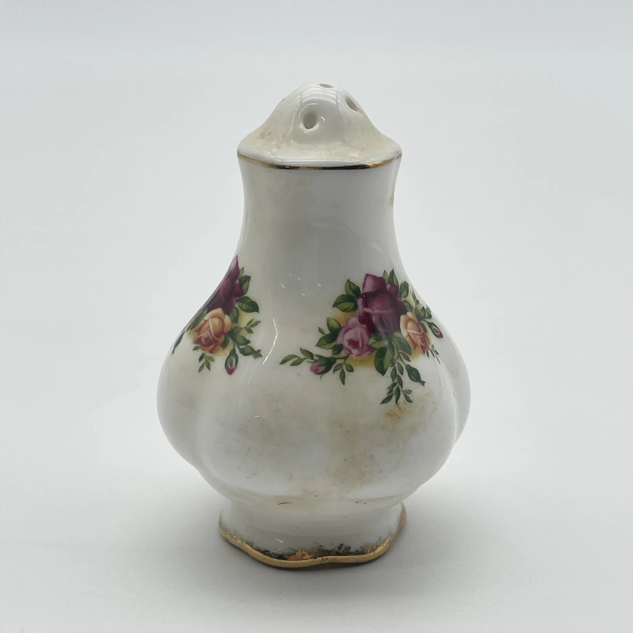 皇家阿尔伯特/ Old Country Roses / 1970-1990年代/ Bone China /英国/ 蒙特罗形状,植物艺术,金彩
