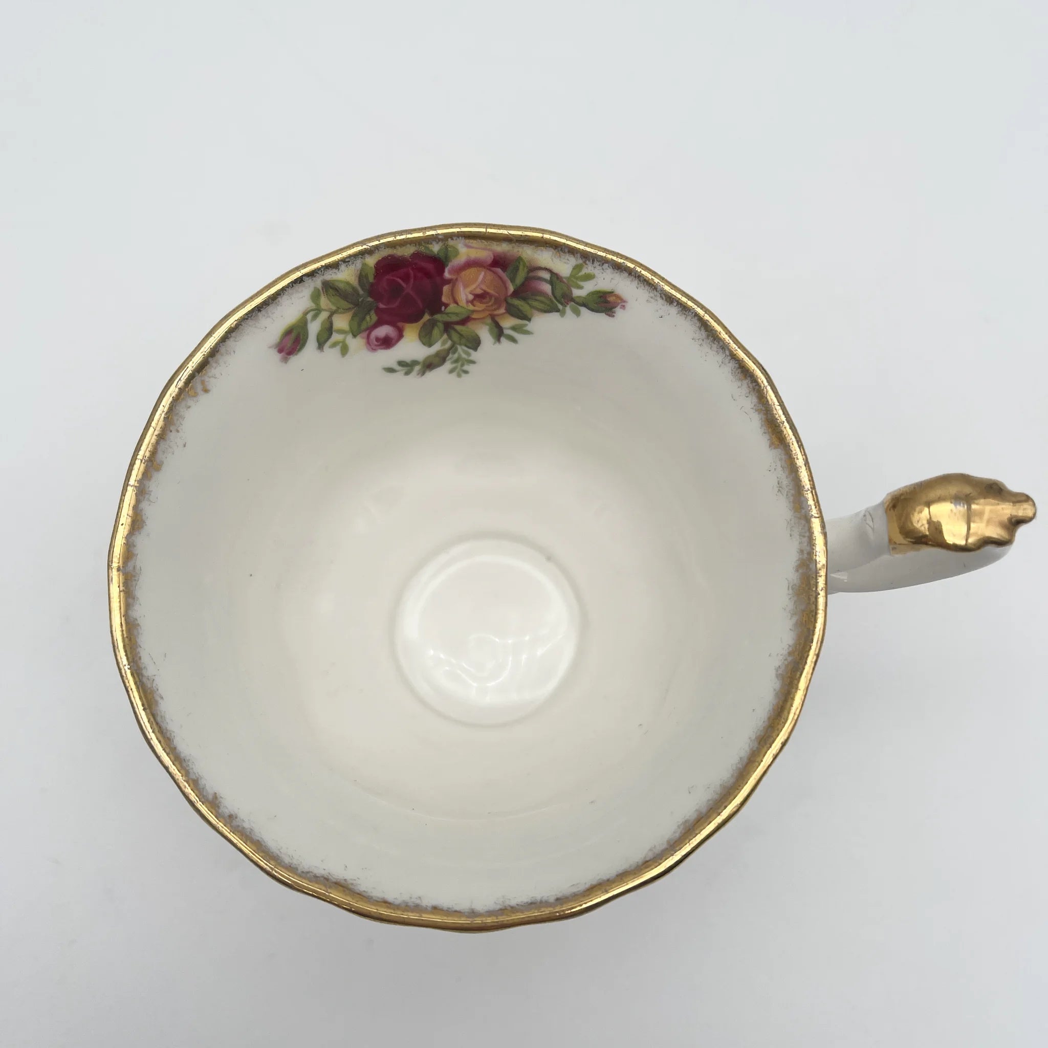 【复古】三重奏(杯子和碟子, 甜点盘)2p / Royal Albert / Old Country Roses / 1962-2002年/ Bone China /英国/ montros shapes, 植物艺术,金彩