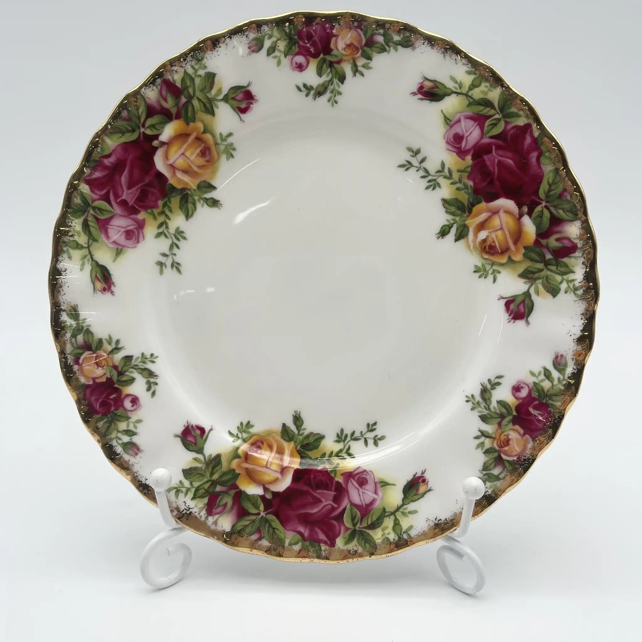 【复古】三重奏(杯子和碟子, 甜点盘)2p / Royal Albert / Old Country Roses / 1962-2002年/ Bone China /英国/ montros shapes, 植物艺术,金彩