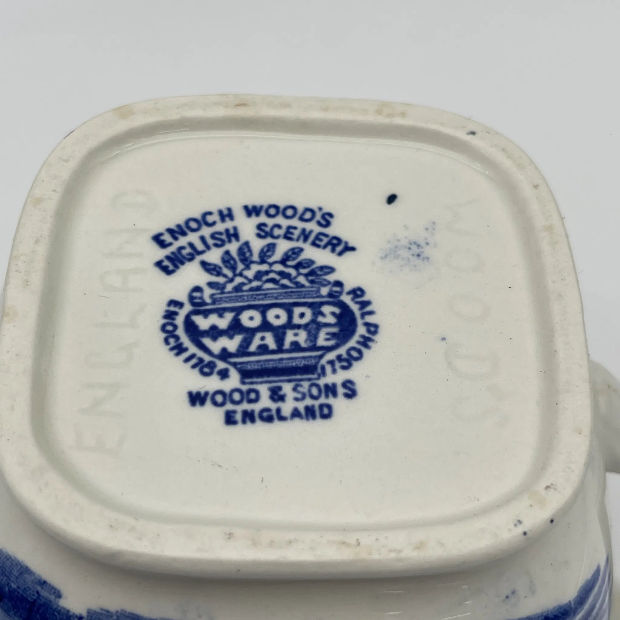 【アンティーク】 クリーマー (ミルクピッチャー) / Wood&Sons (ウッド&サンズ) / English Scenery / 1920-1940年代 (推定) / アイアンストーン / イギリス / ブルー&ホワイト, 銅版転写, 英国田園風景