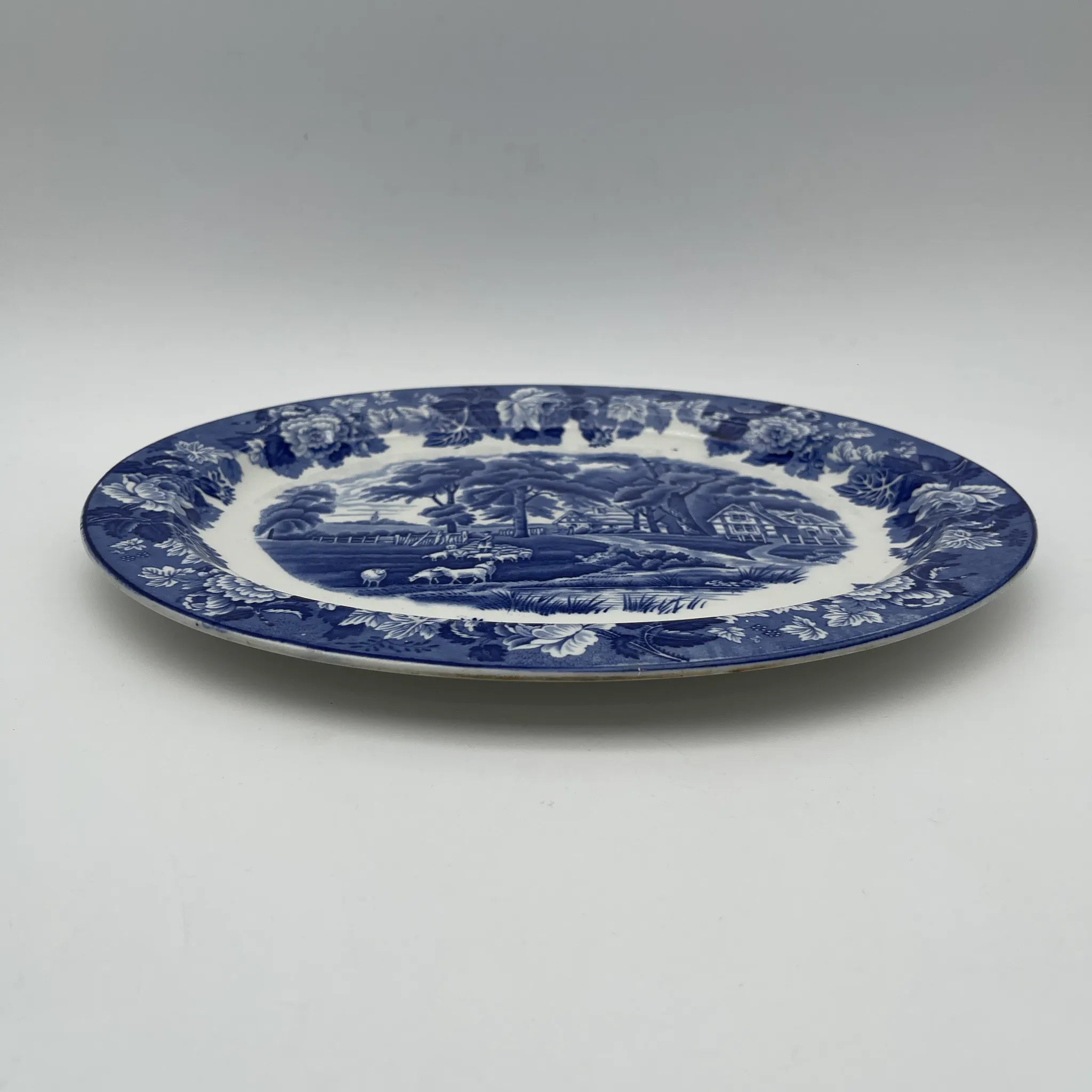 【复古】椭圆形盘子(大盘子)/ Wood & Sons (Wood & Sons) / English Scenery / 1940-1960年代(估计)/铁石/ 英国/蓝与白,铜版印刷,英国乡村风景