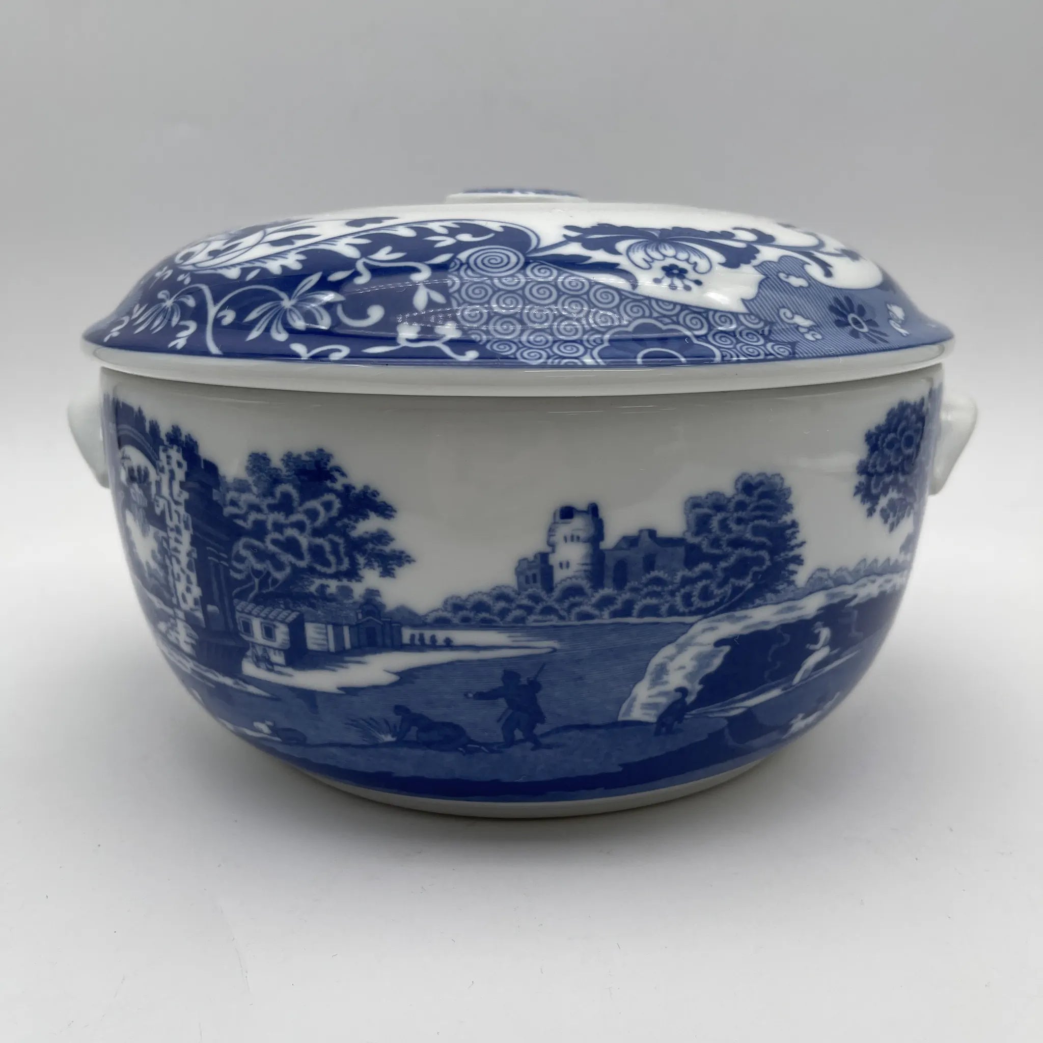 【リユース】 キャセロール (蓋付き深型グラタン皿) / Spode (スポード) / Blue Italian / 1990-2000年代 / 陶器 / イギリス / ブルー&ホワイト, 銅版転写, 古代ローマ遺跡