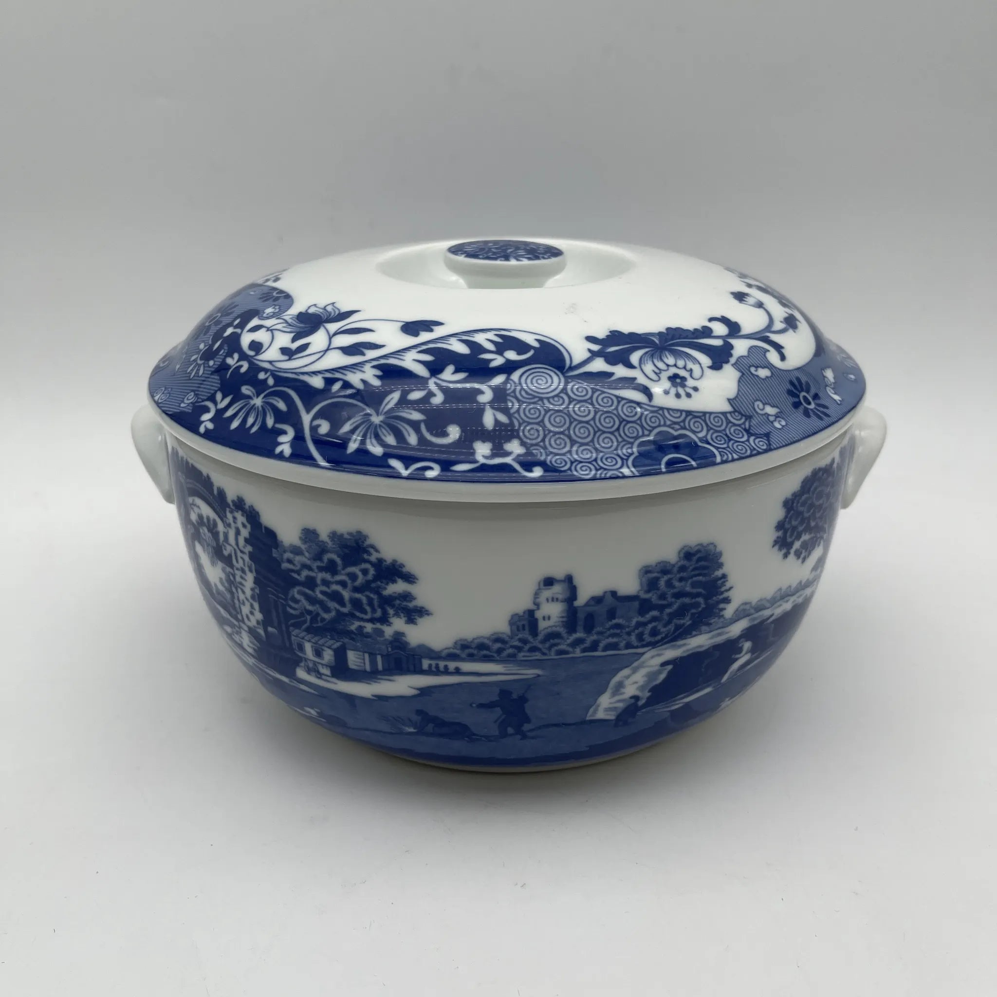 【リユース】 キャセロール (蓋付き深型グラタン皿) / Spode (スポード) / Blue Italian / 1990-2000年代 / 陶器 / イギリス / ブルー&ホワイト, 銅版転写, 古代ローマ遺跡