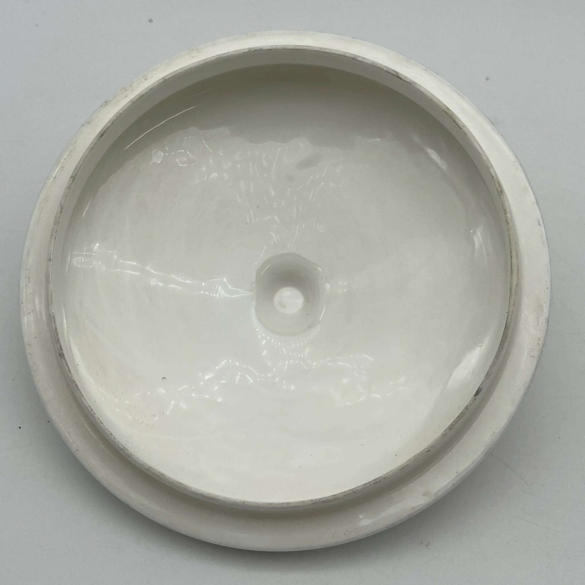 【复古】supire / Mayfair / 1950-1980年代(推测)/ Fine Bone China /英国/小花花样, 柔和色调,金彩