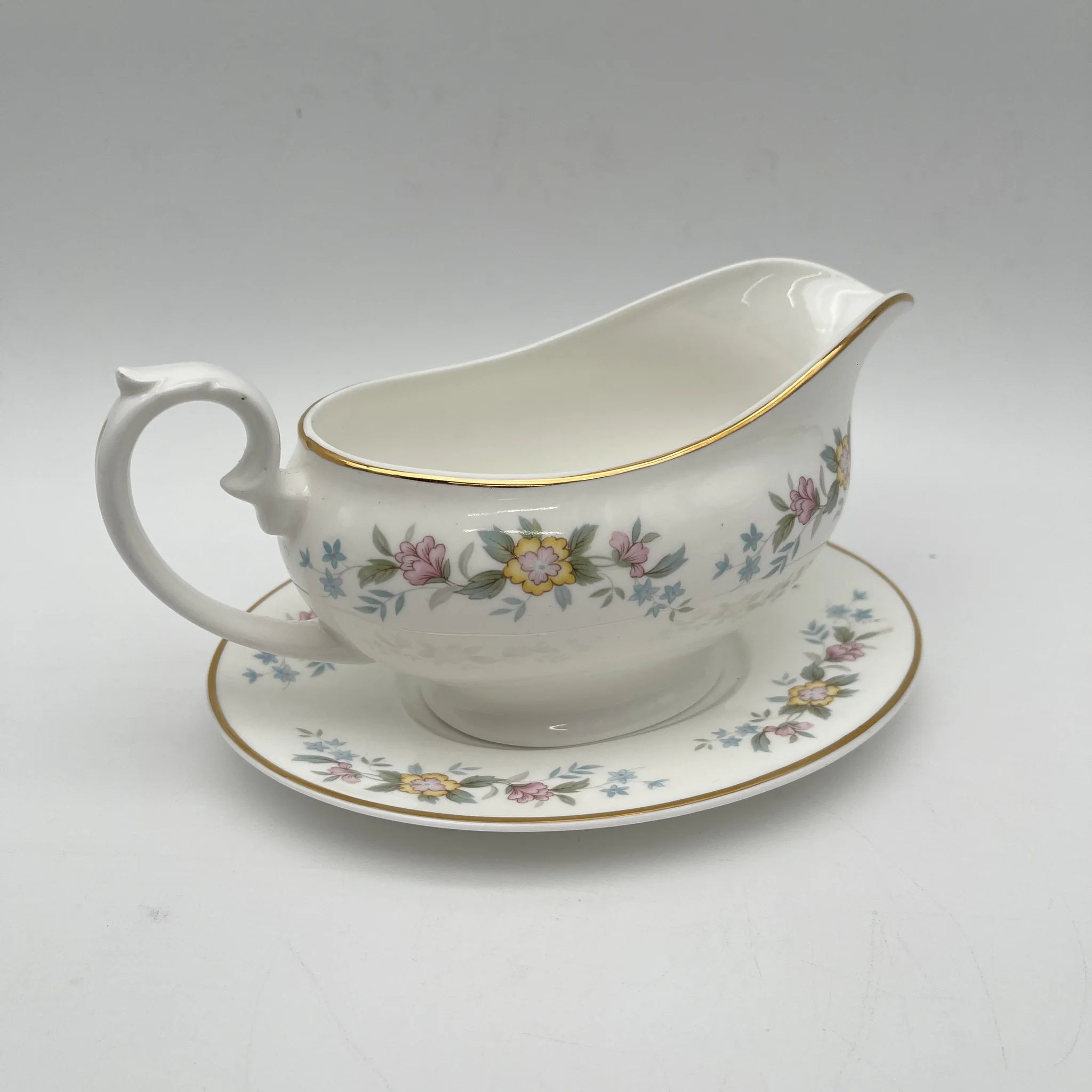 【复古】灰船(索西耶/索西耶船)&索西耶/ Mayfair / 1950-1980年代(推测)/ Fine Bone China /英国 /小花图案,柔和色调,金彩