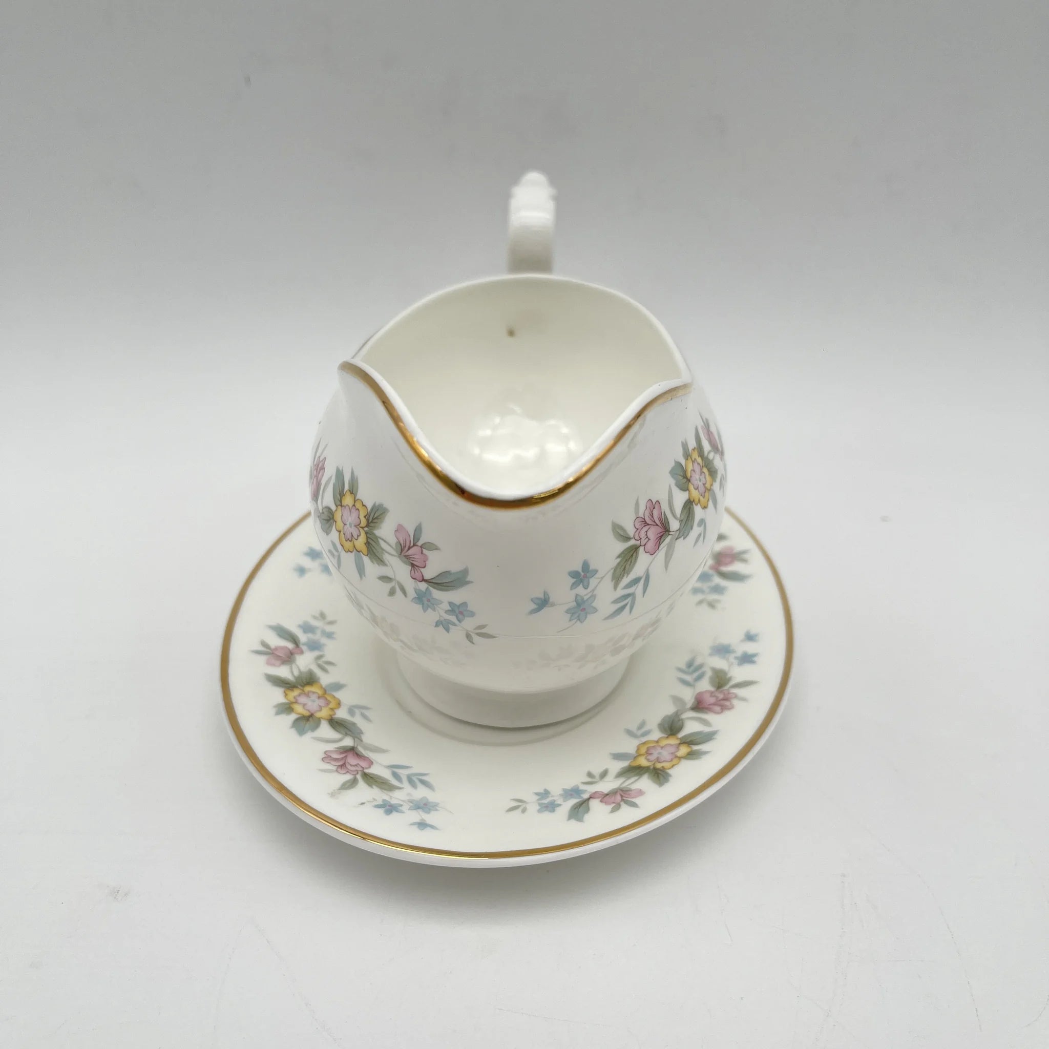 【复古】灰船(索西耶/索西耶船)&索西耶/ Mayfair / 1950-1980年代(推测)/ Fine Bone China /英国 /小花图案,柔和色调,金彩