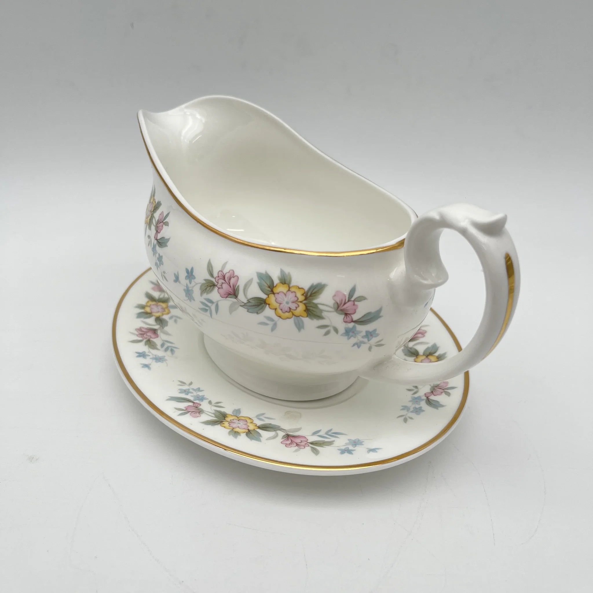 【复古】灰船(索西耶/索西耶船)&索西耶/ Mayfair / 1950-1980年代(推测)/ Fine Bone China /英国 /小花图案,柔和色调,金彩