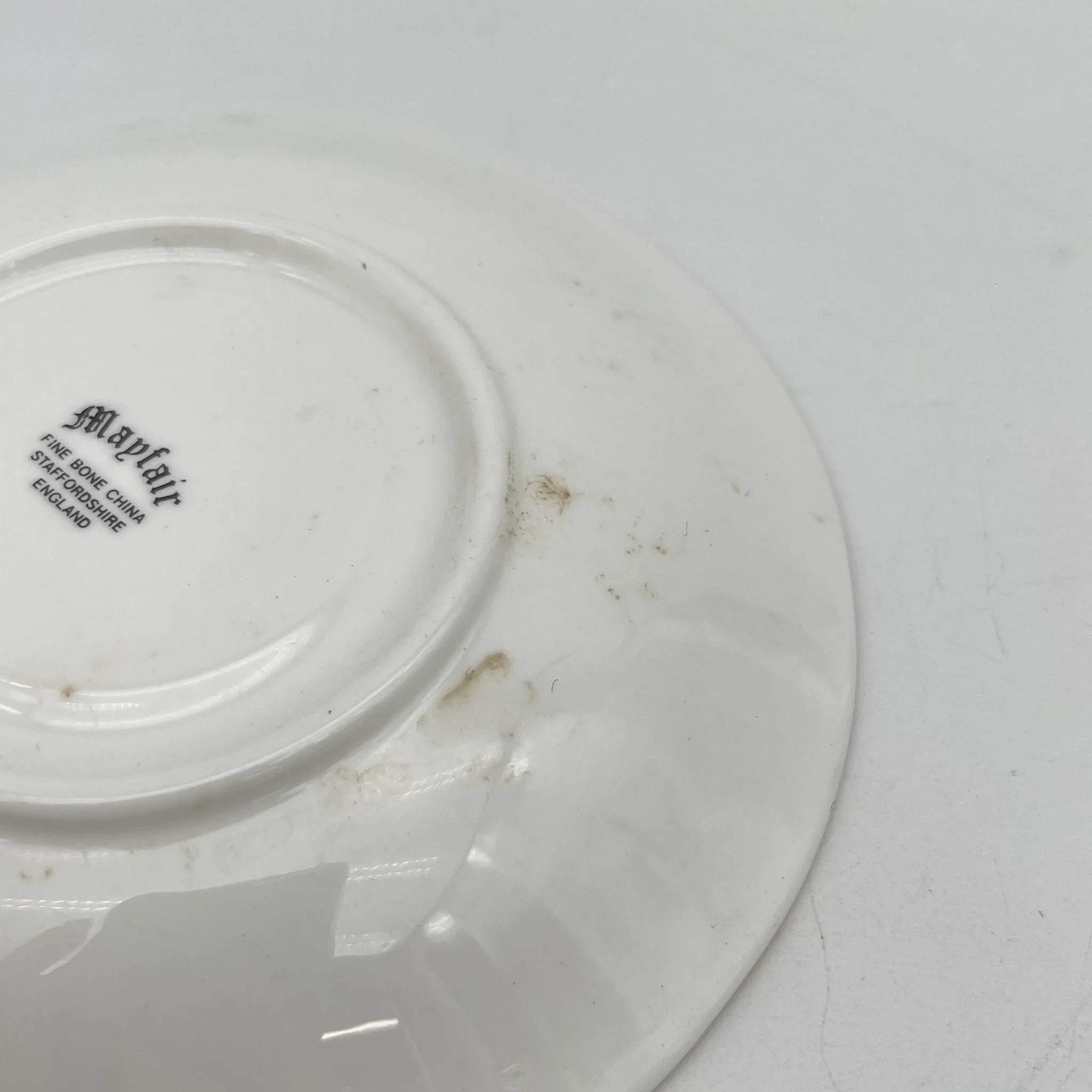 【复古】杯&碟子2p / Mayfair (Mayfair) / 1950-1980年代(推定)/ Fine Bone China /英国/小花图案,柔和色调,金彩